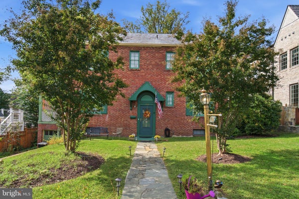 1708 N HARTFORD ST, ARLINGTON, VA 22201 - Image f9ca6ebc1d5fea48e0c497908fdd2cbd/2831483859