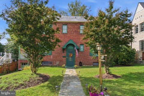 Photo of 1708 N Hartford Street, ARLINGTON, VA 22201 (MLS # VAAR2080844)
