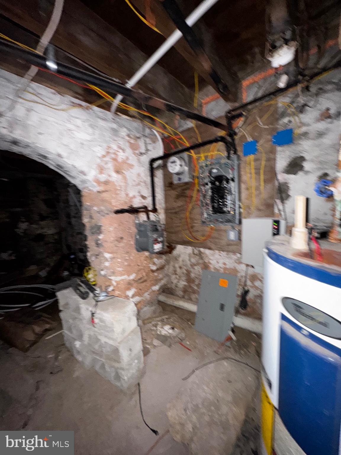 PHILADELPHIA (WEST) - Residential