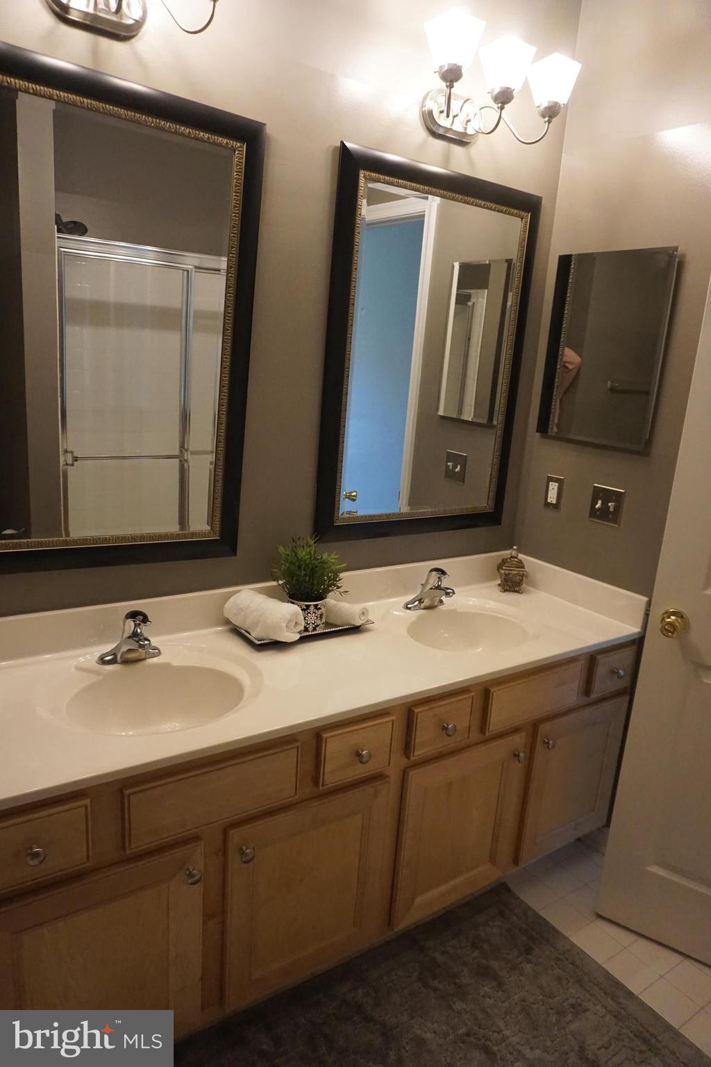 GREENWAY FARMS - Residential Lease