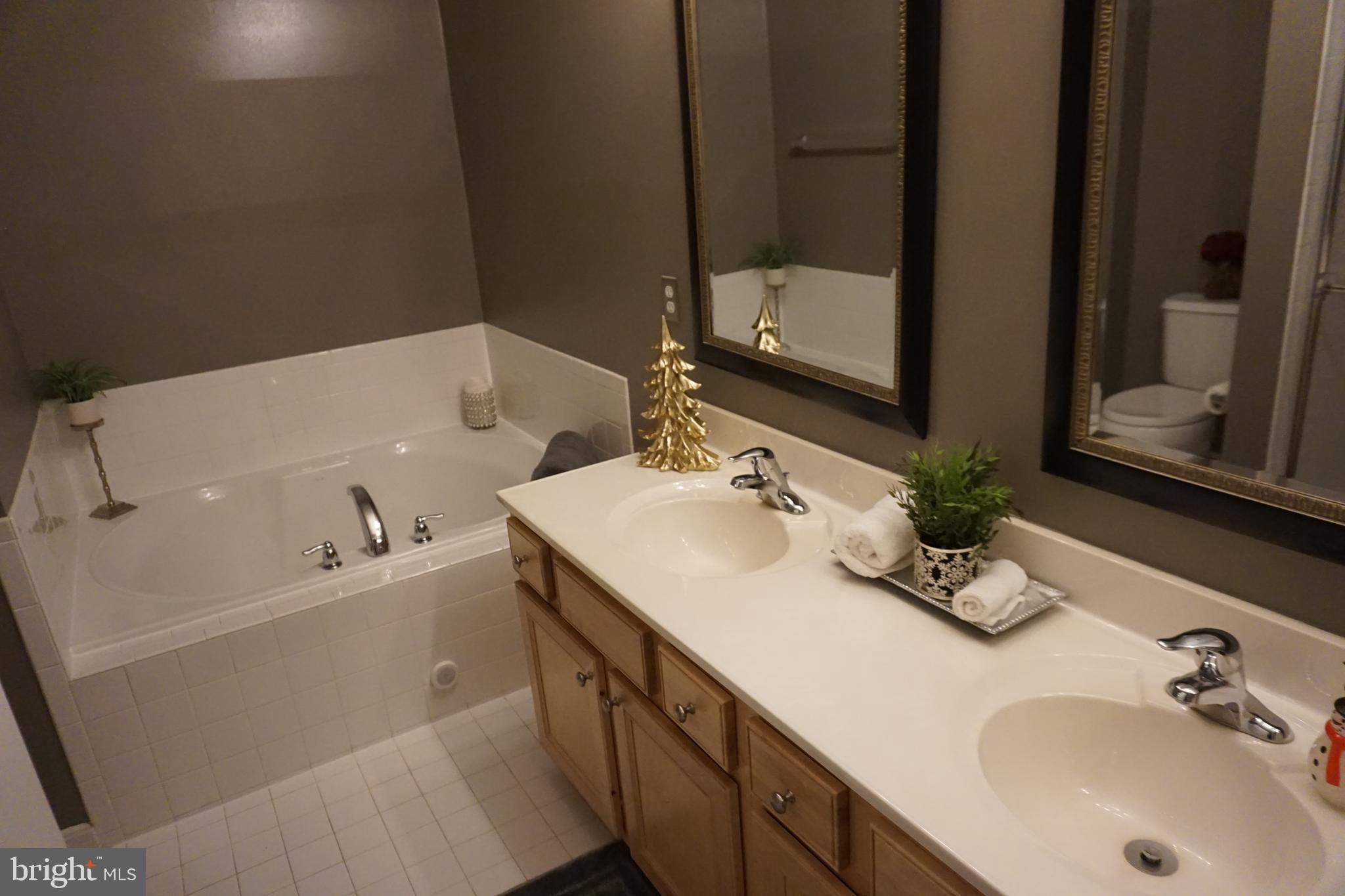 GREENWAY FARMS - Residential Lease