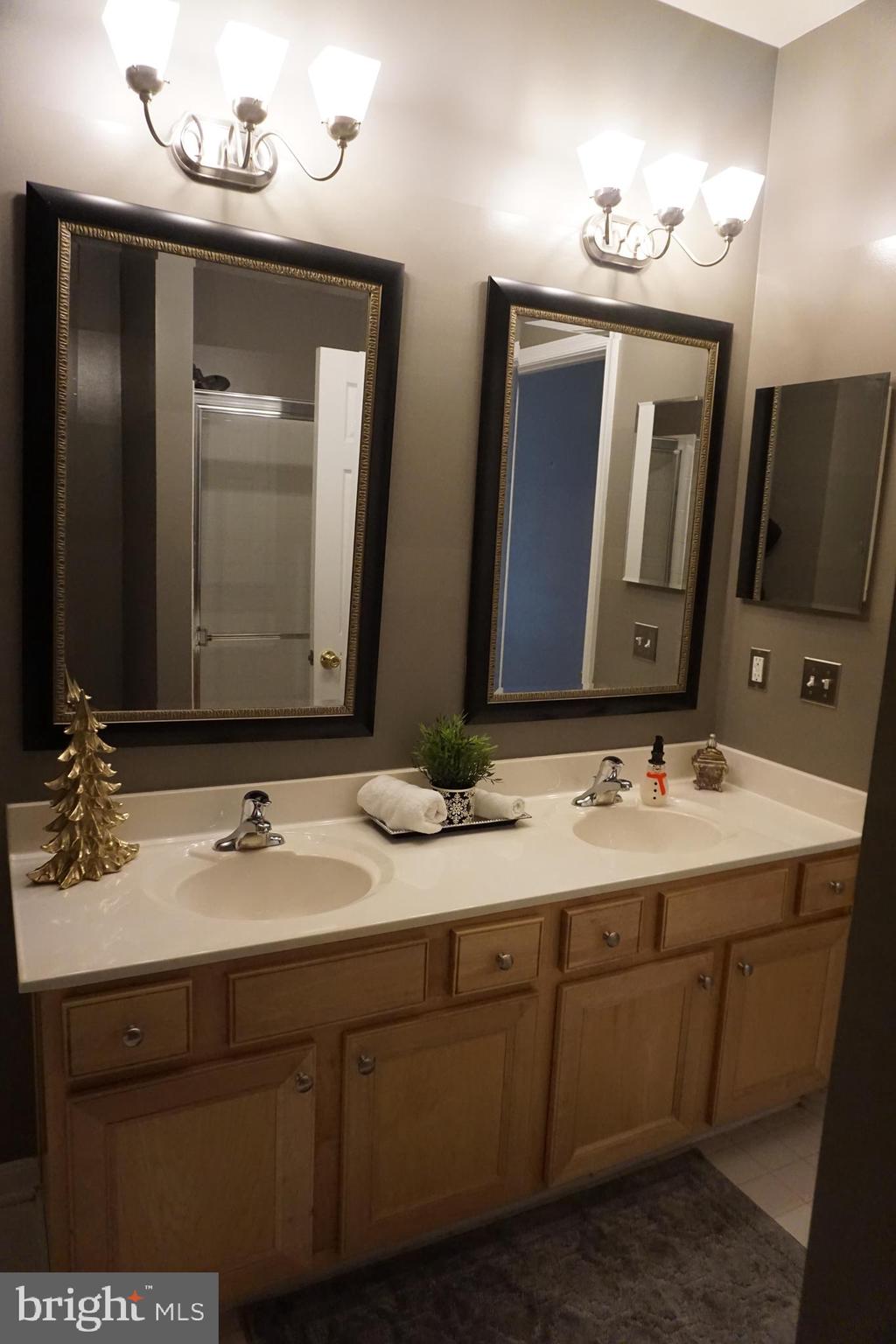 GREENWAY FARMS - Residential Lease