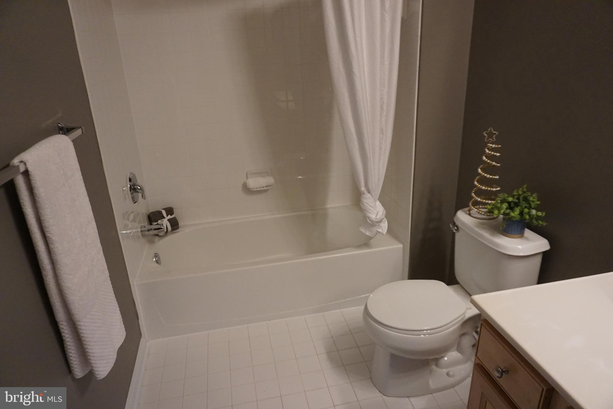 GREENWAY FARMS - Residential Lease