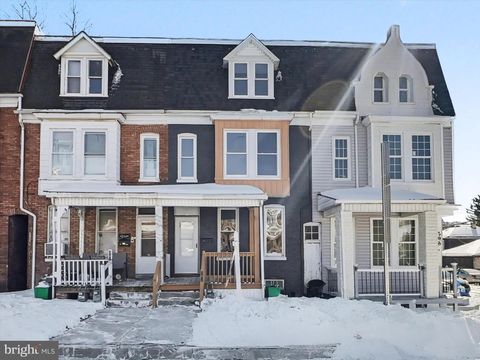 292 W COTTAGE PLACE YORK PA 17401