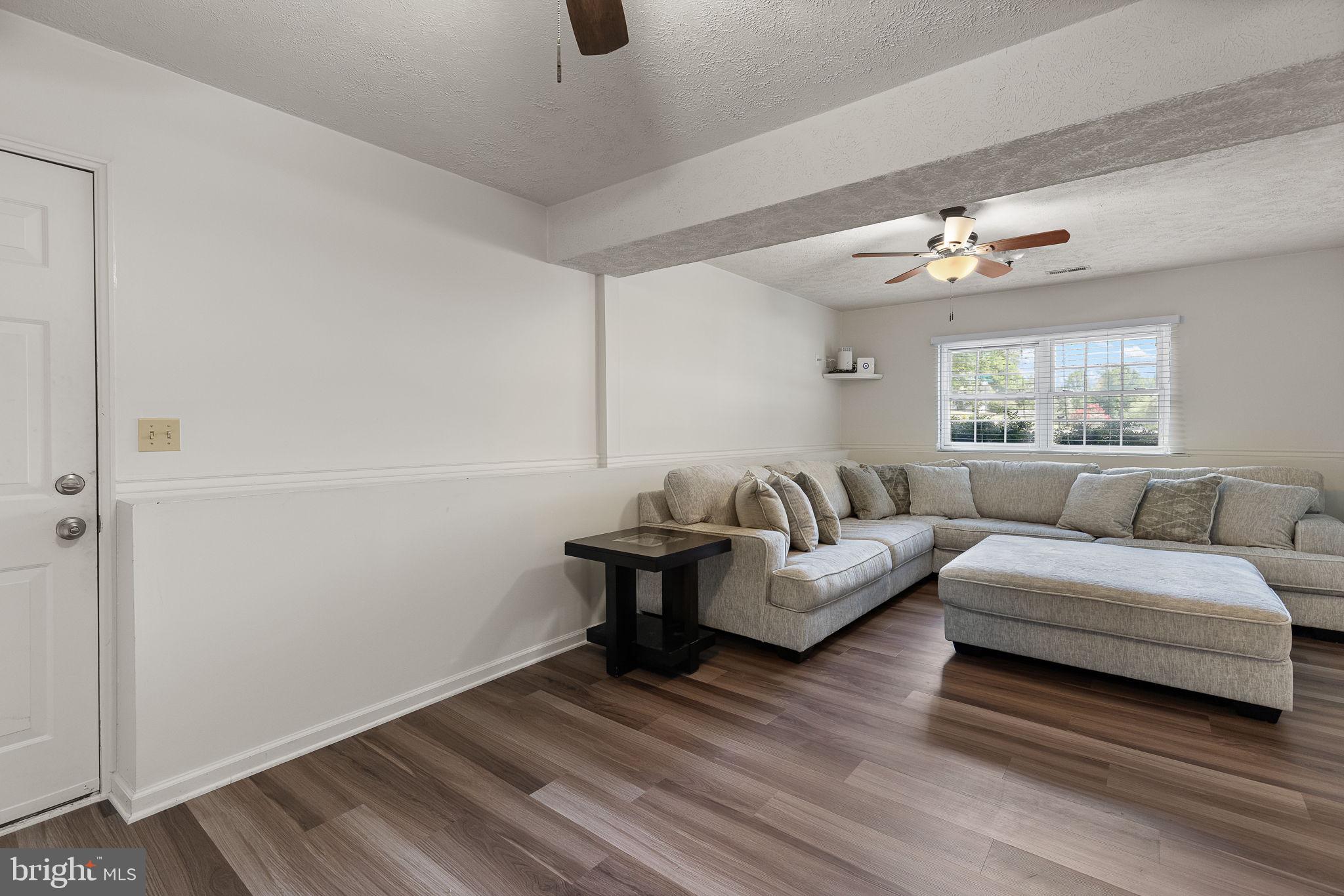 FALCON RIDGE - Residential