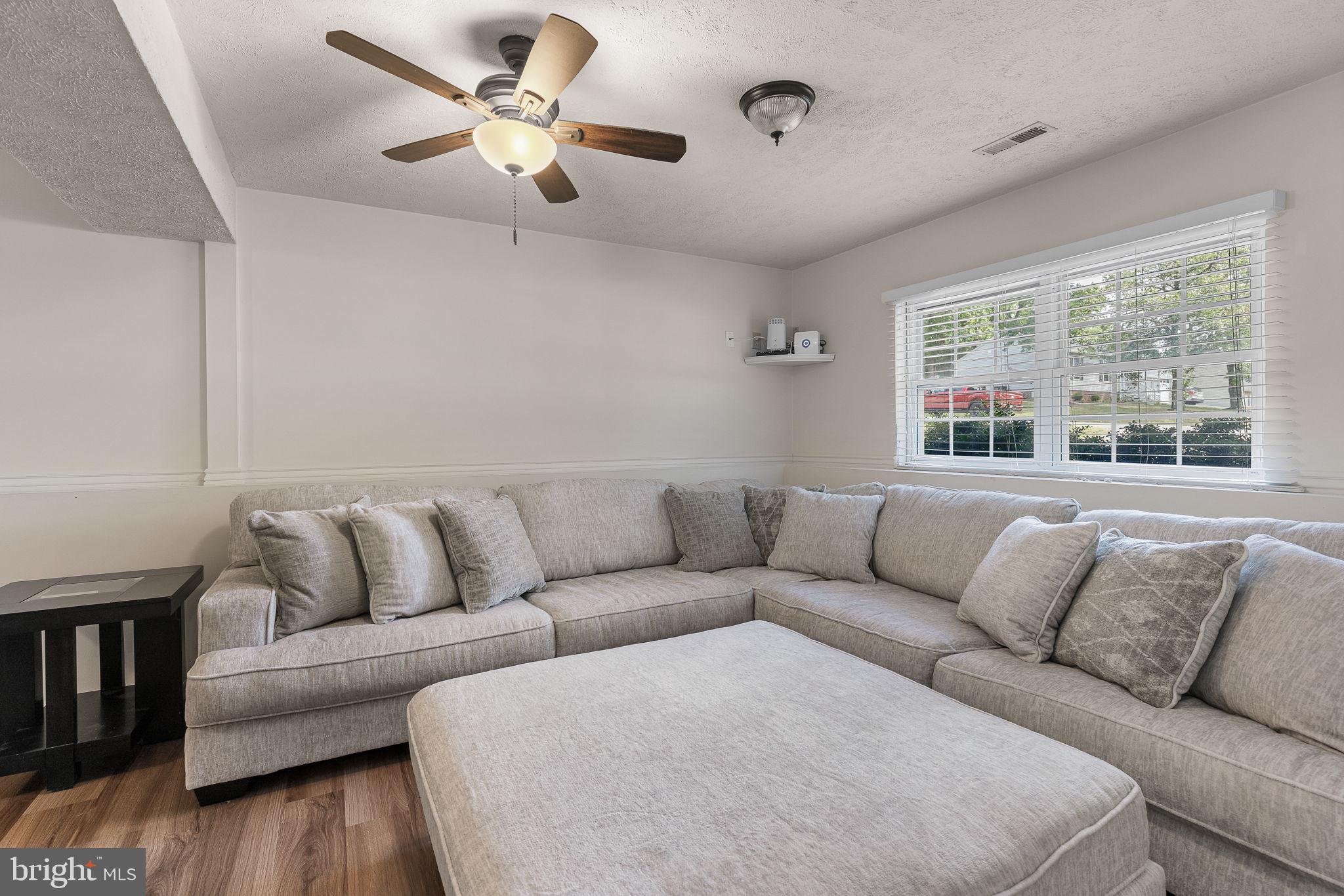 FALCON RIDGE - Residential