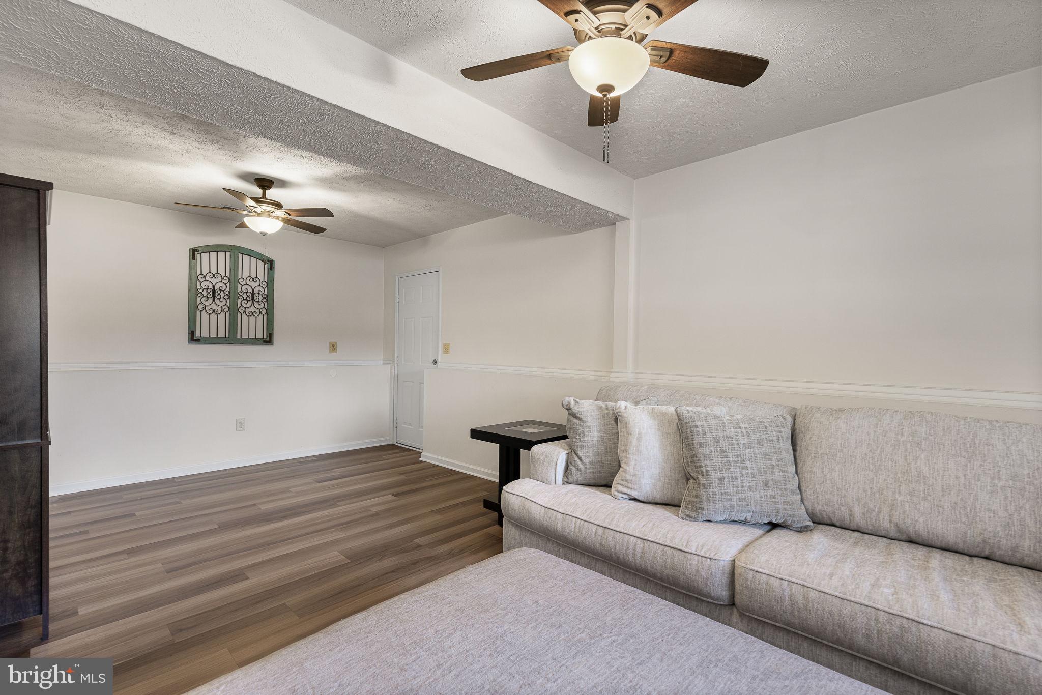 FALCON RIDGE - Residential