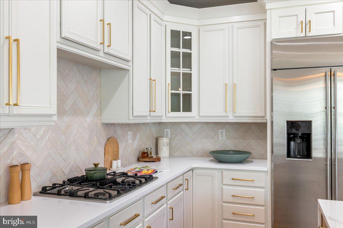 NEWTOWN WALK - Residential