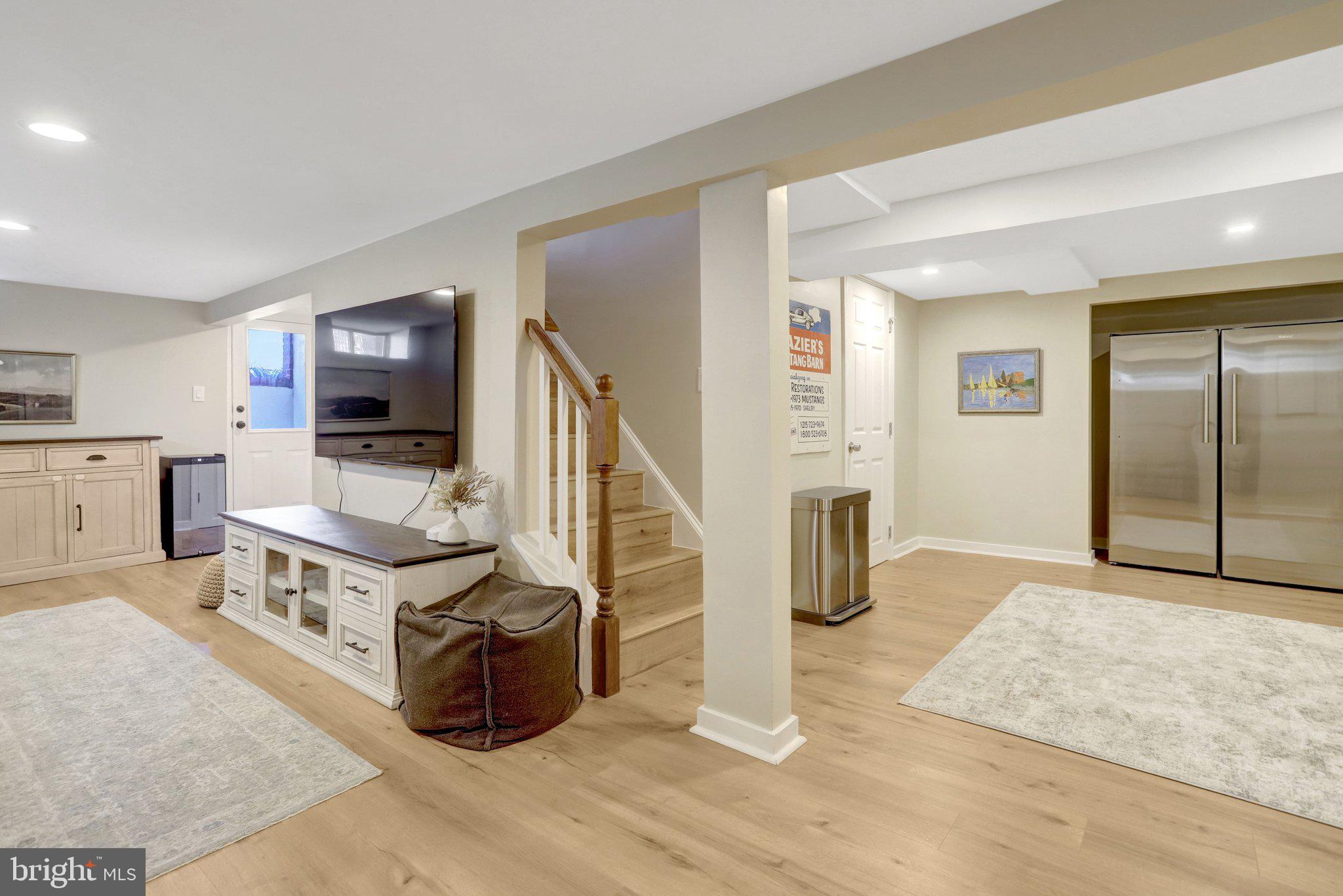 COURTLAND PARK - Residential