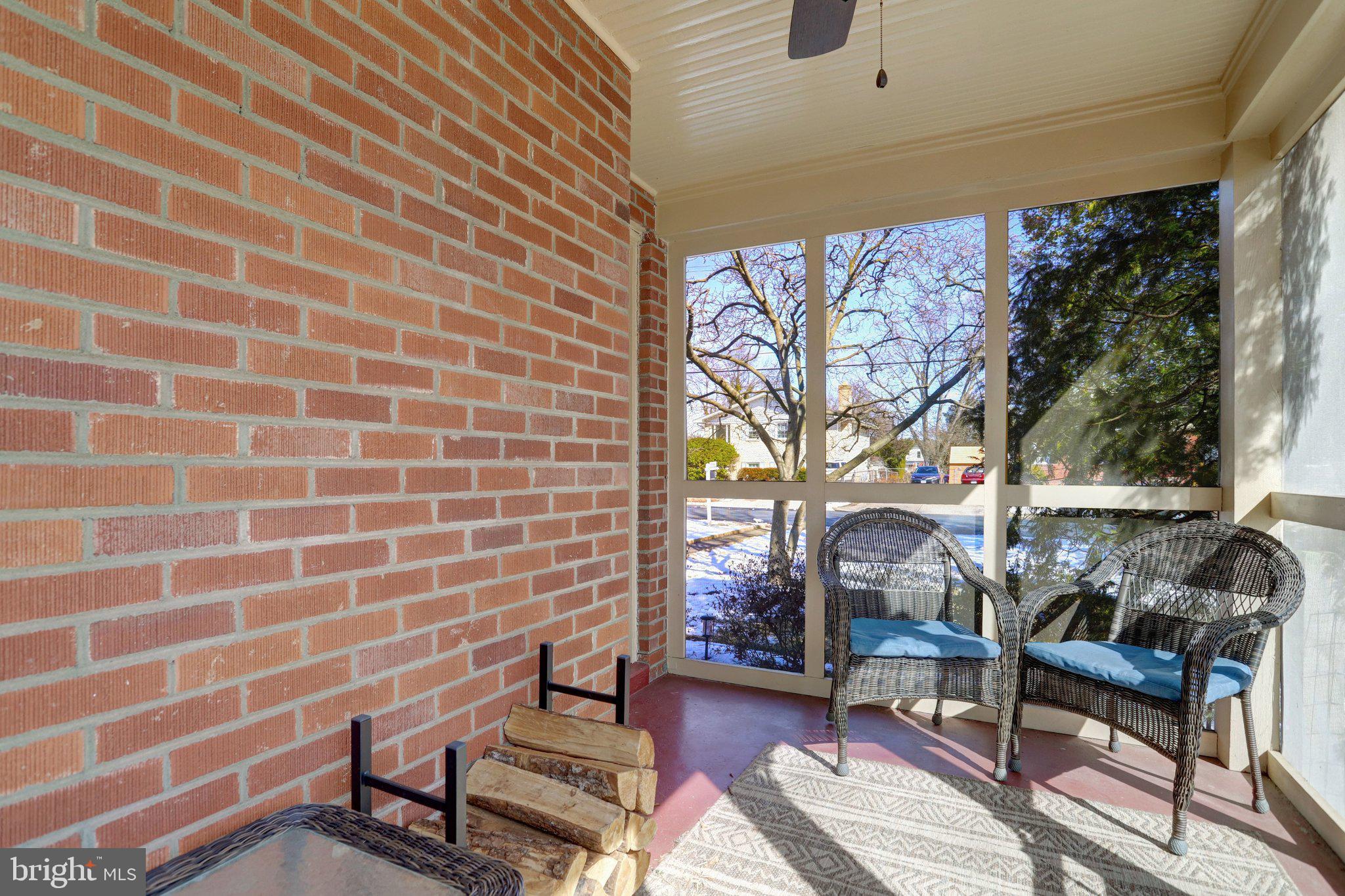 COURTLAND PARK - Residential