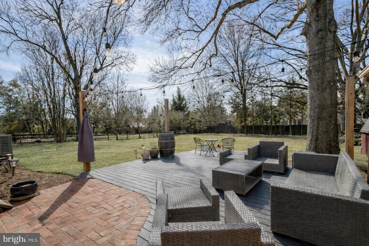 COURTLAND PARK - Residential