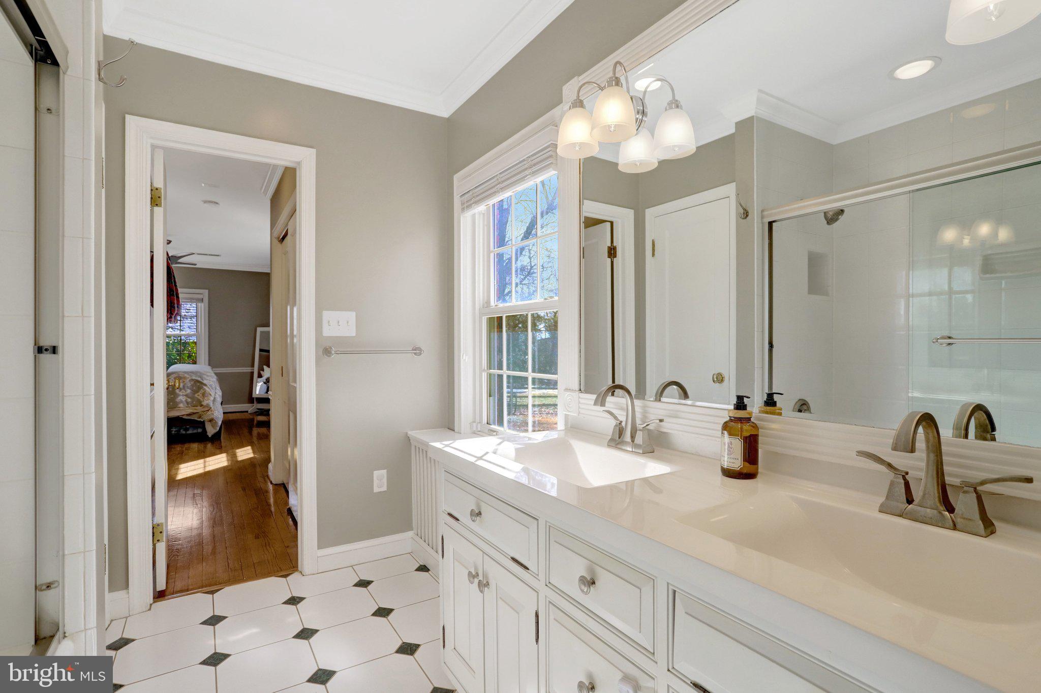 COURTLAND PARK - Residential