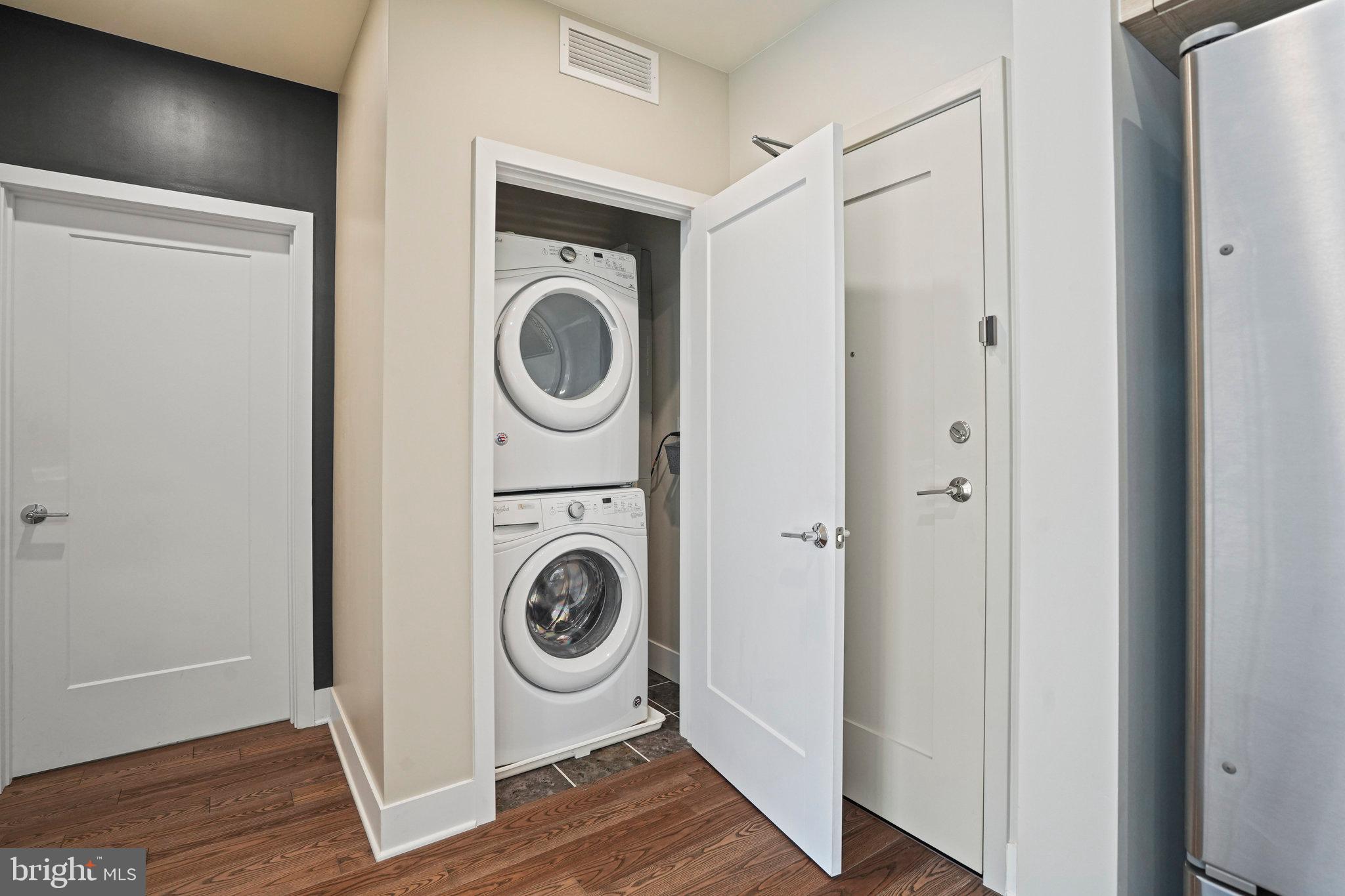 CROWN FARM - Residential