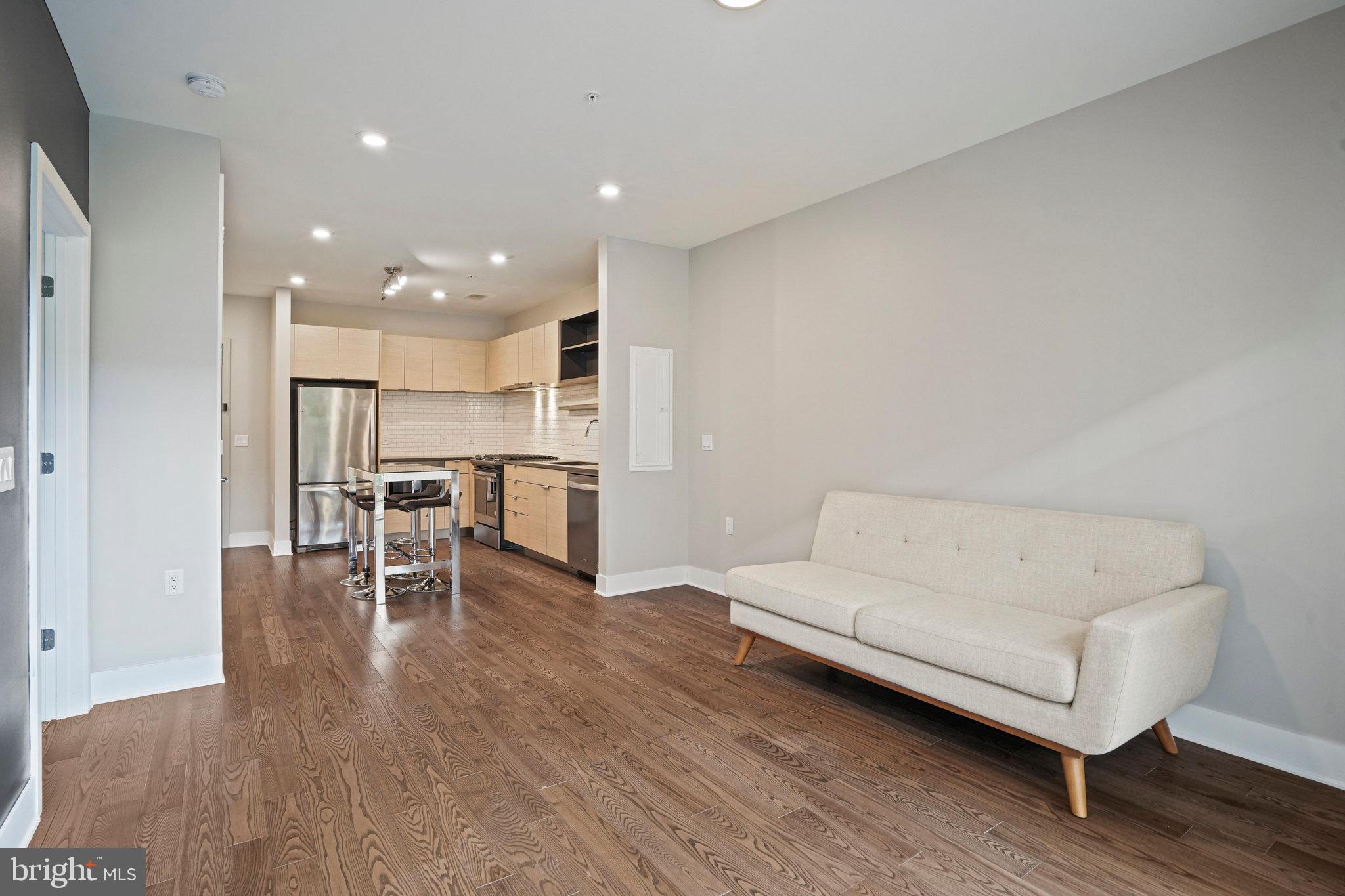 CROWN FARM - Residential