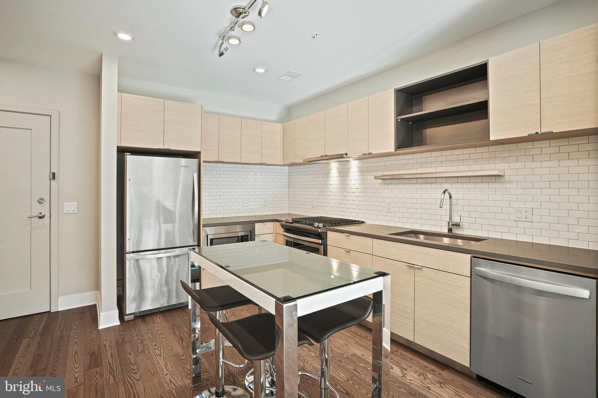 CROWN FARM - Residential