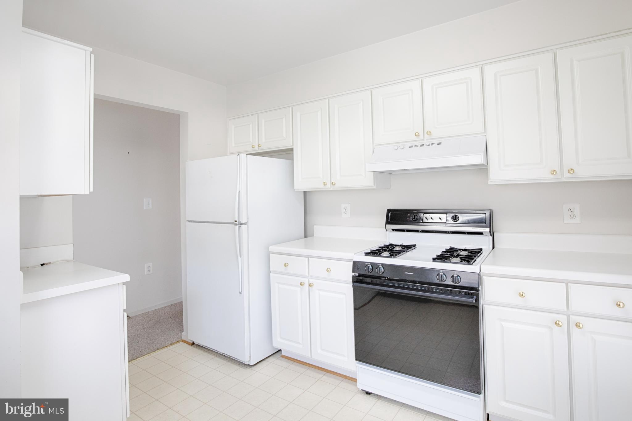 BROOKSTONE - Residential