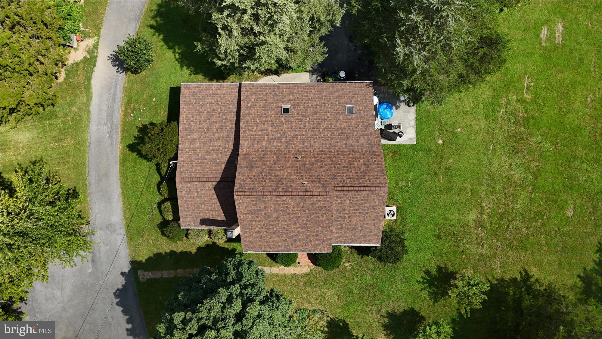 VERNON L KEMP - Land