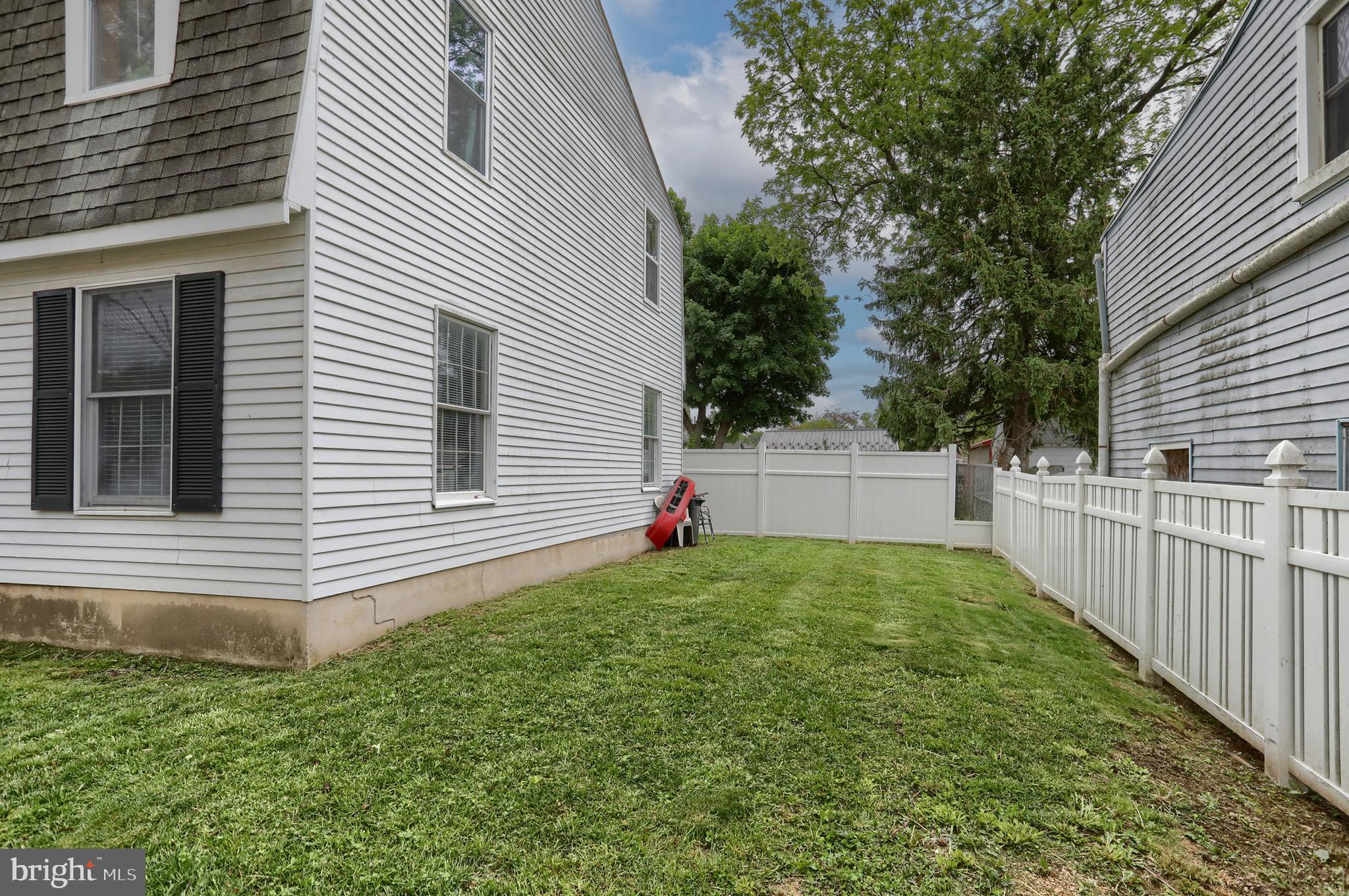 734 REINOEHL STREET