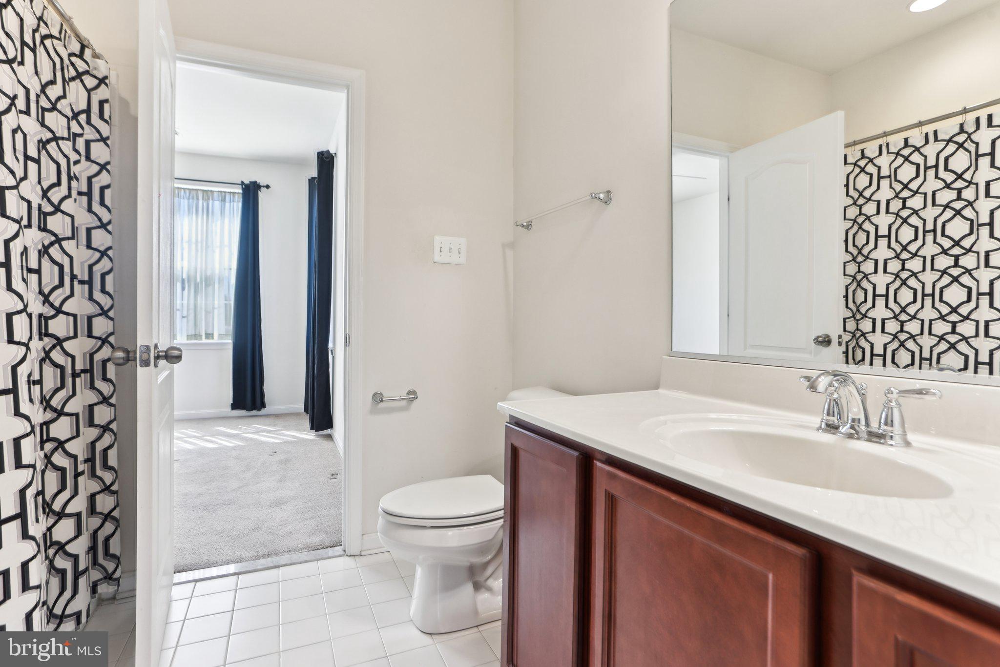 WASHINGTON OVERLOOK - Residential