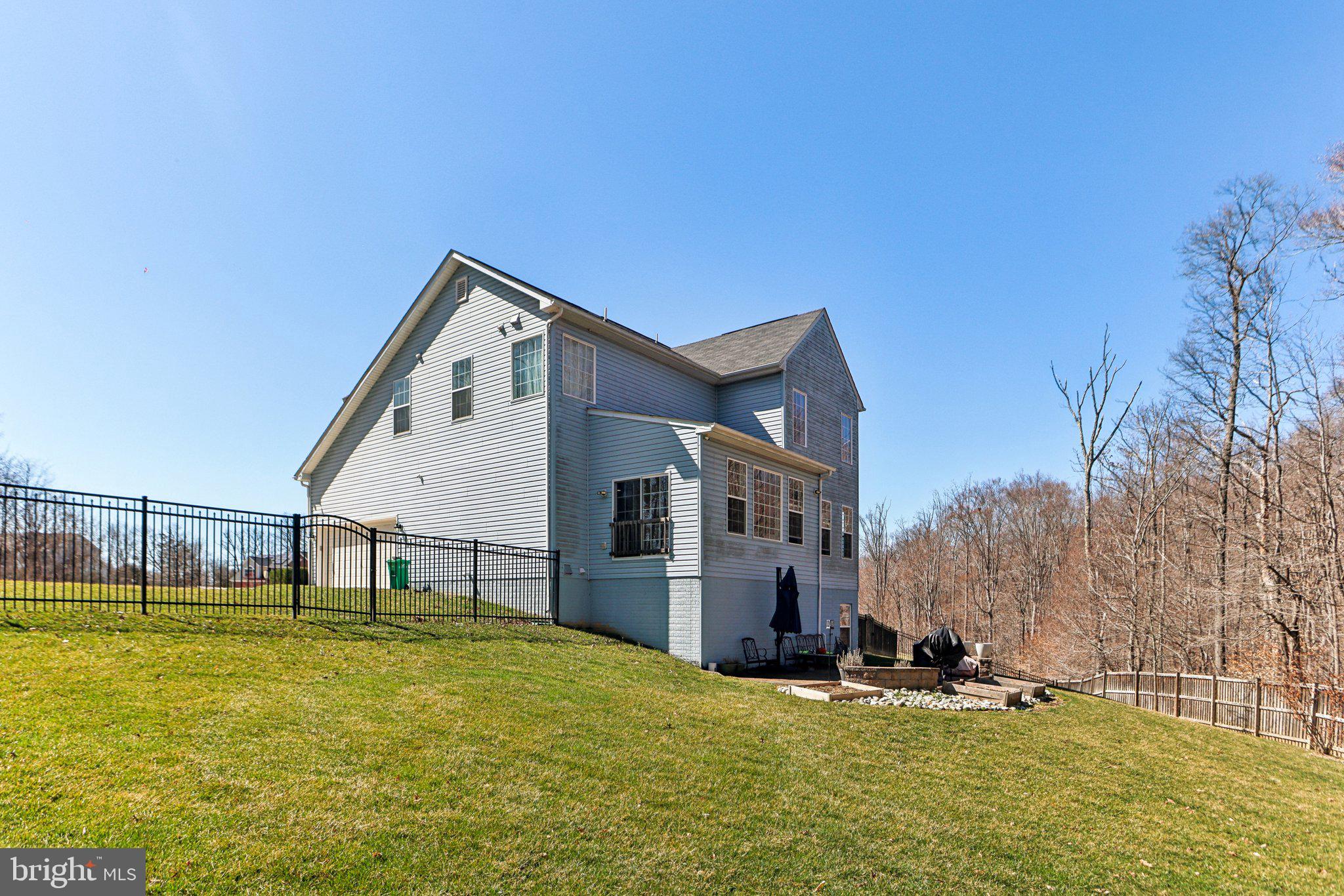 WASHINGTON OVERLOOK - Residential