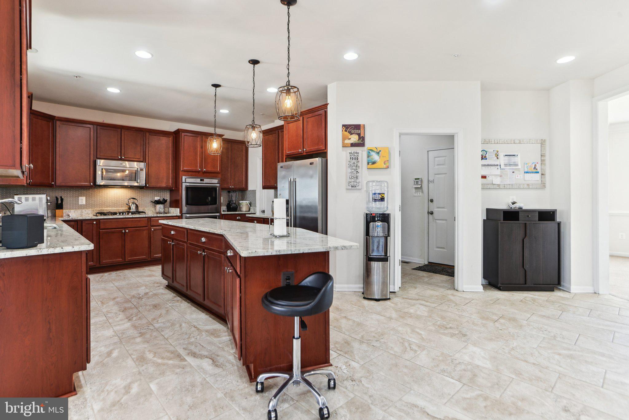 WASHINGTON OVERLOOK - Residential