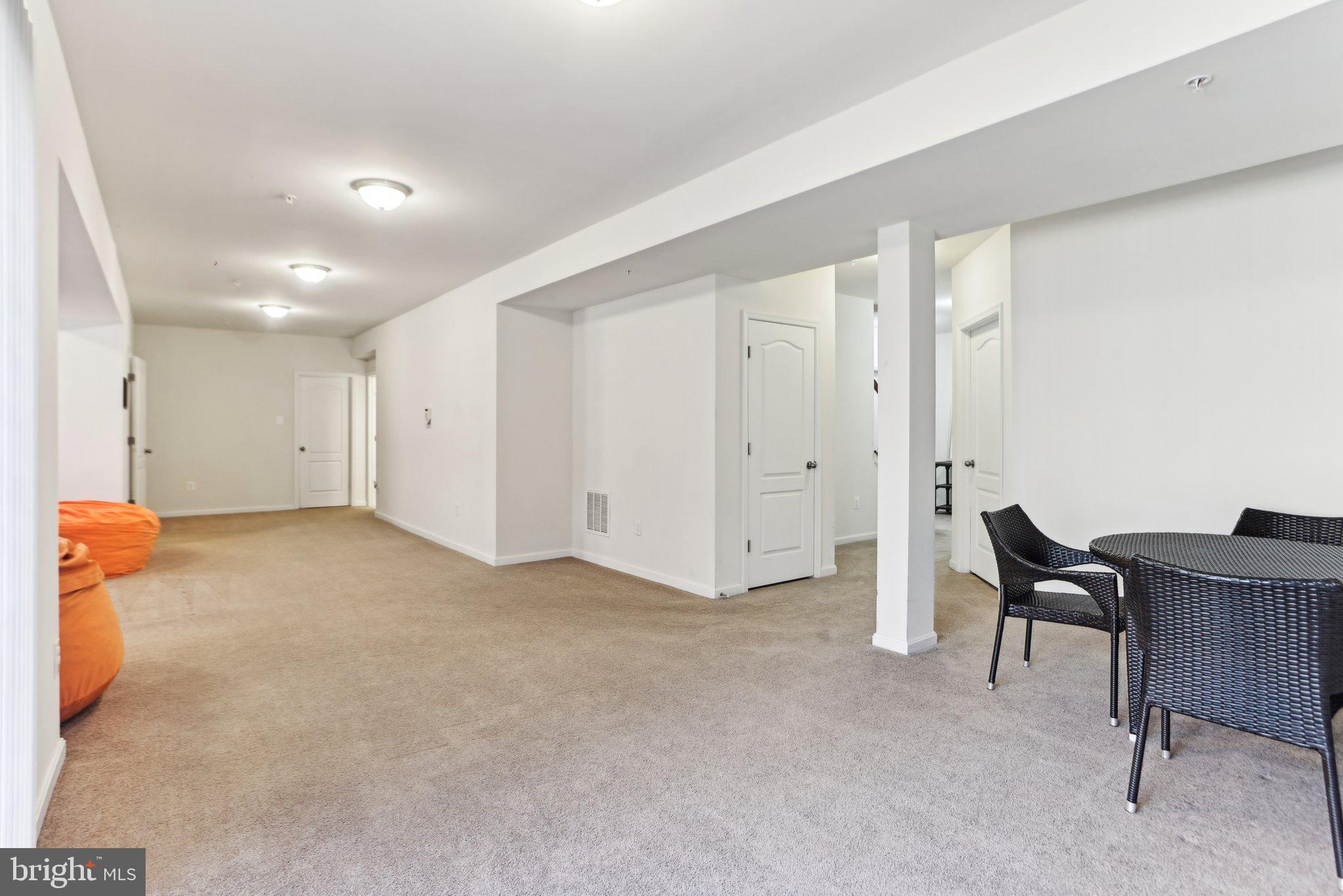 WASHINGTON OVERLOOK - Residential