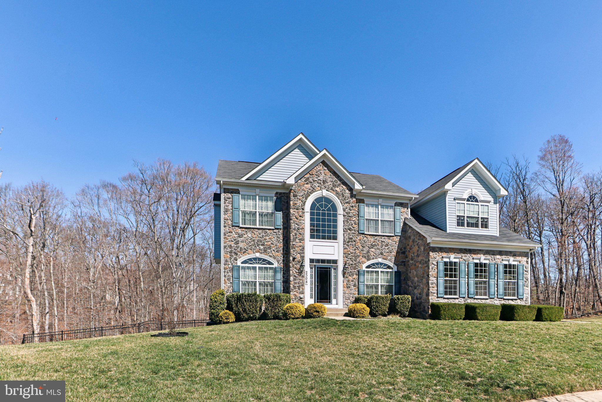 WASHINGTON OVERLOOK - Residential