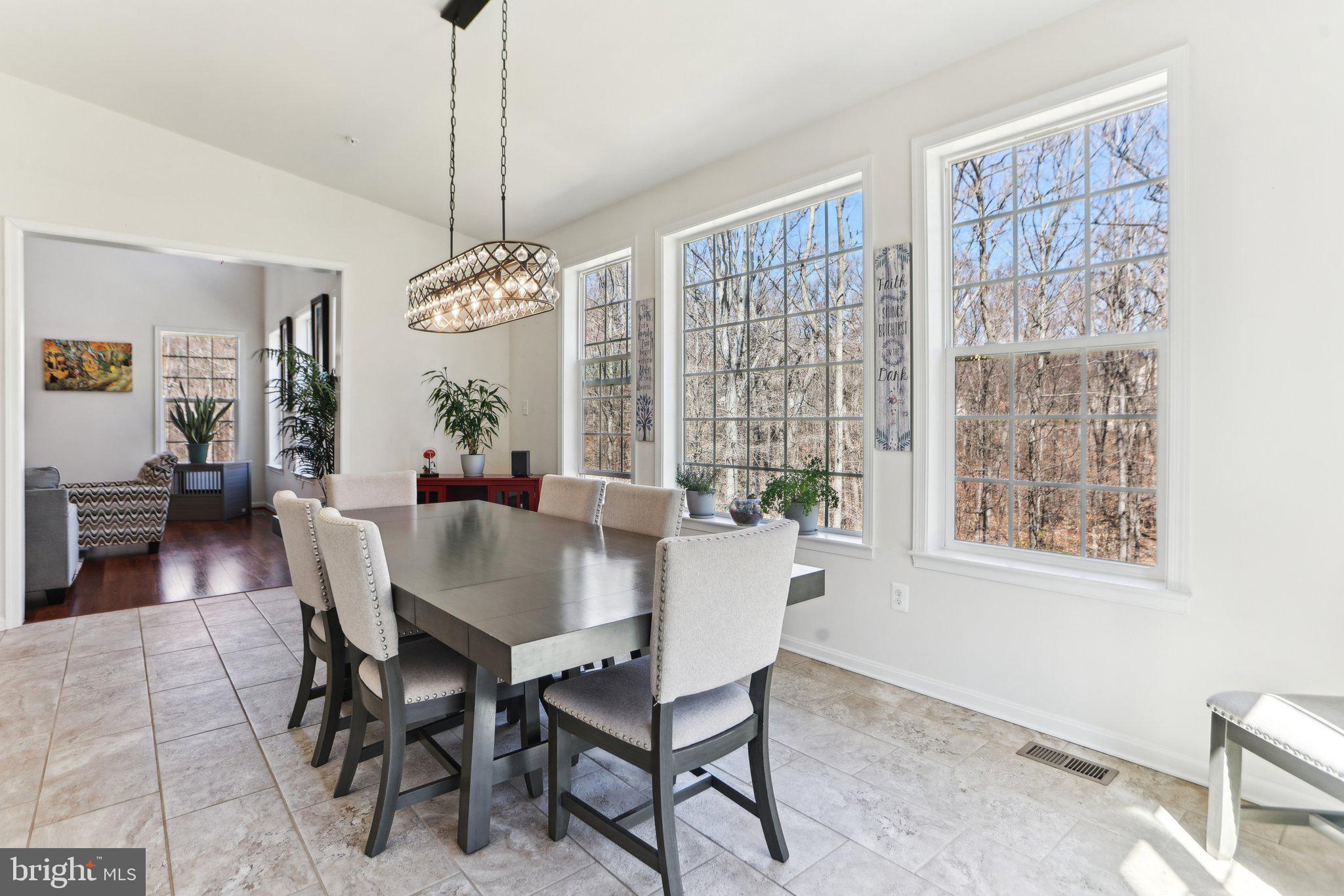 WASHINGTON OVERLOOK - Residential