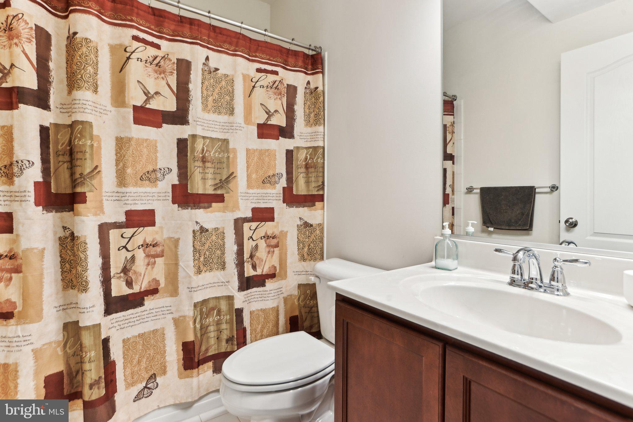 WASHINGTON OVERLOOK - Residential