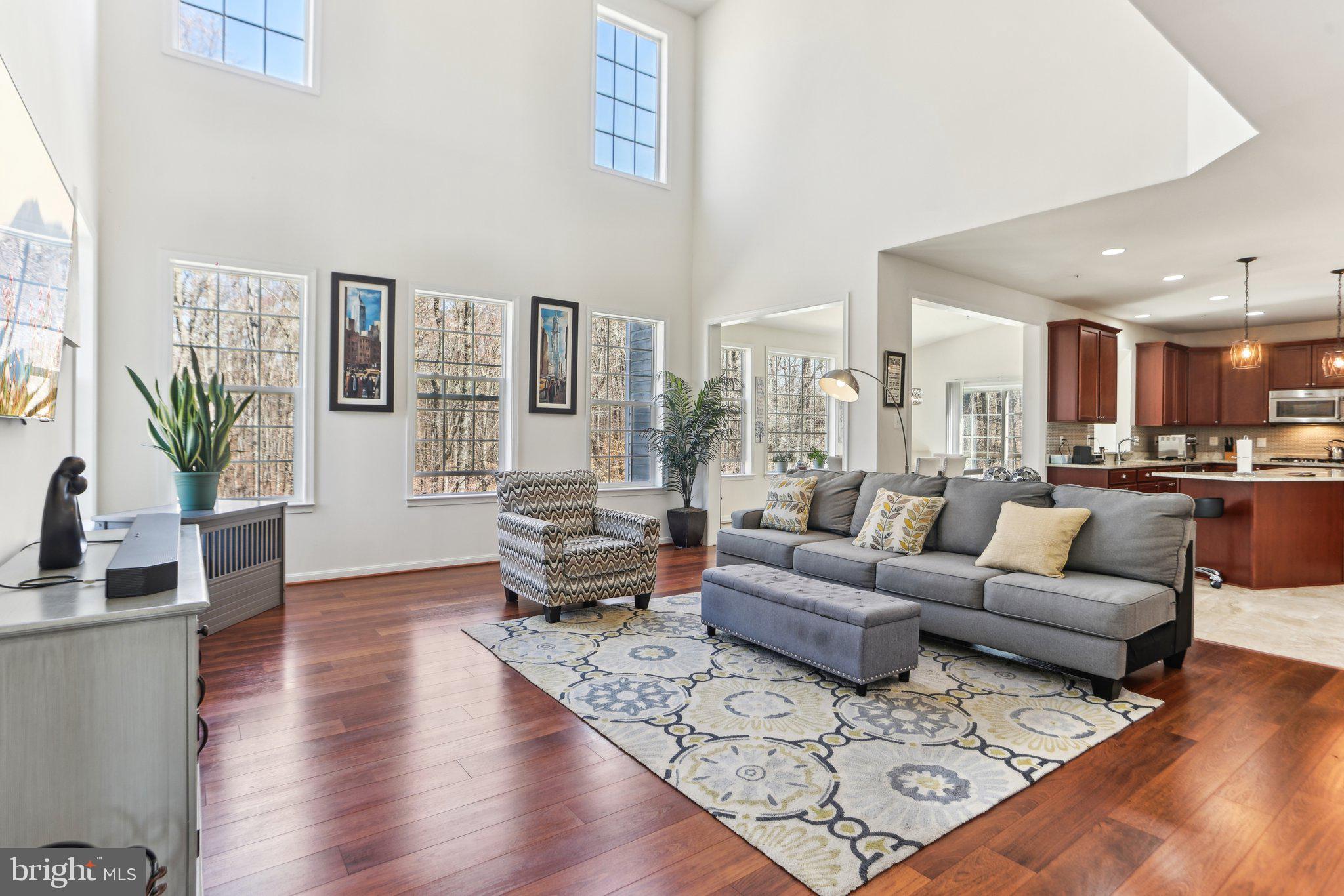 WASHINGTON OVERLOOK - Residential