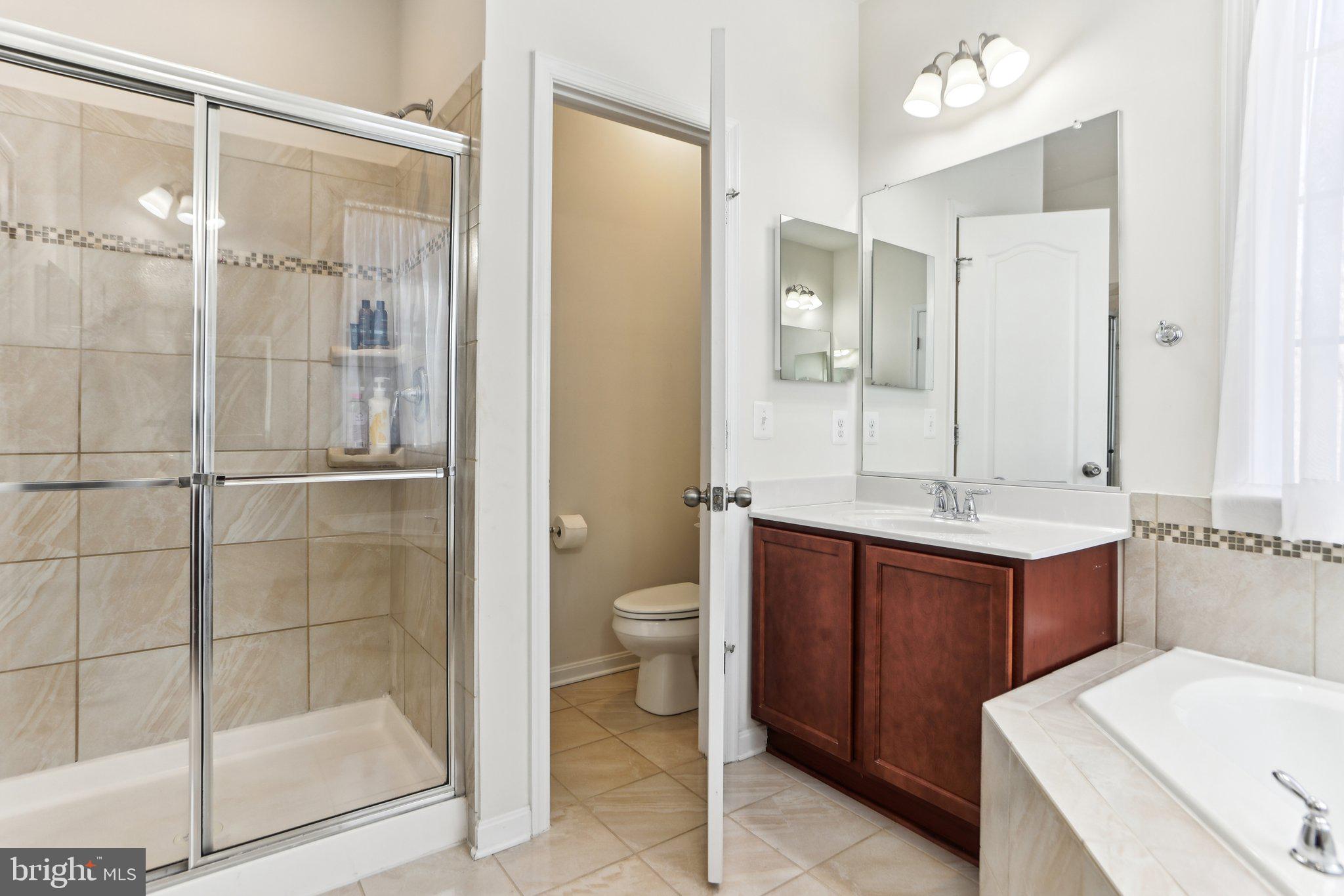 WASHINGTON OVERLOOK - Residential