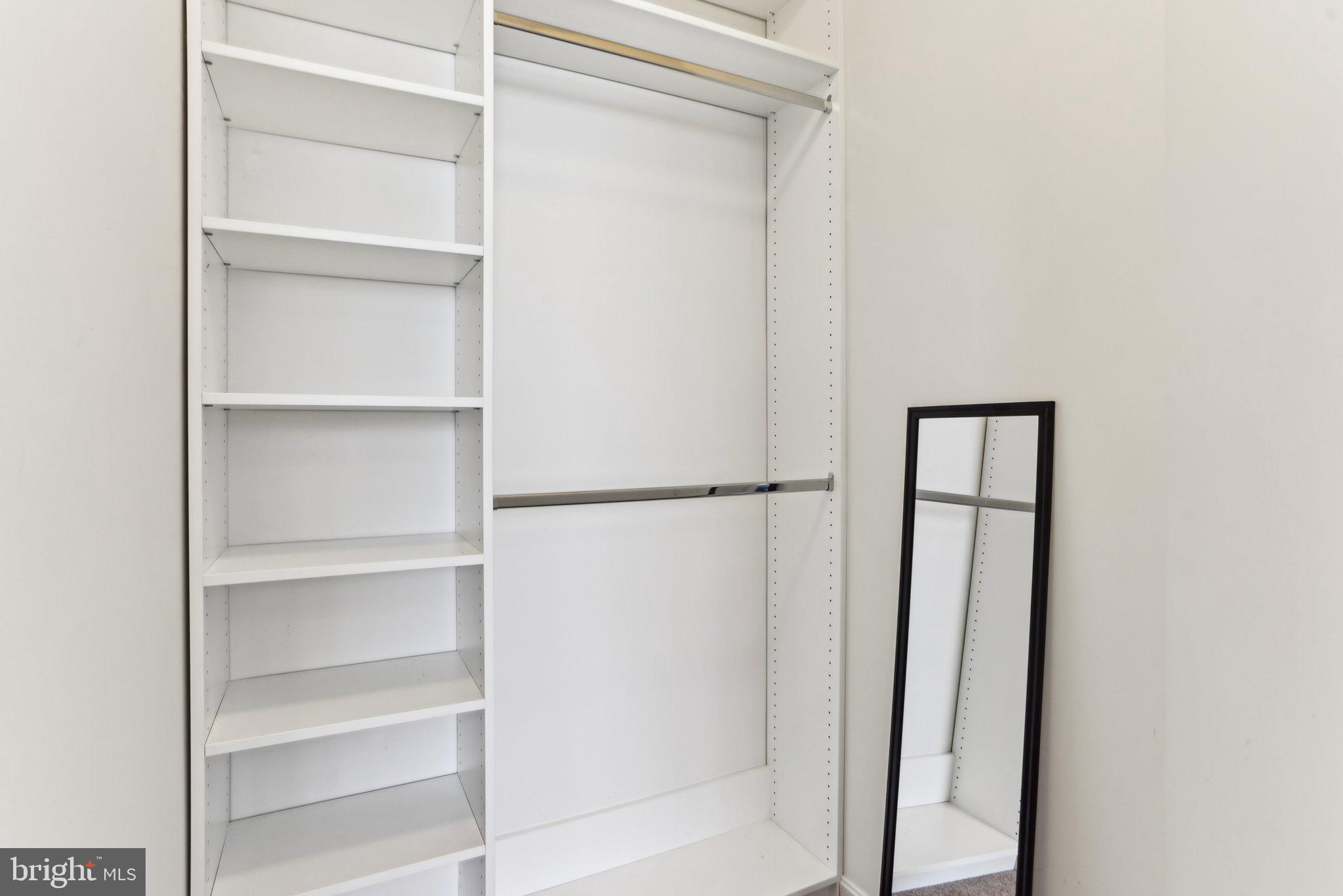 WASHINGTON OVERLOOK - Residential