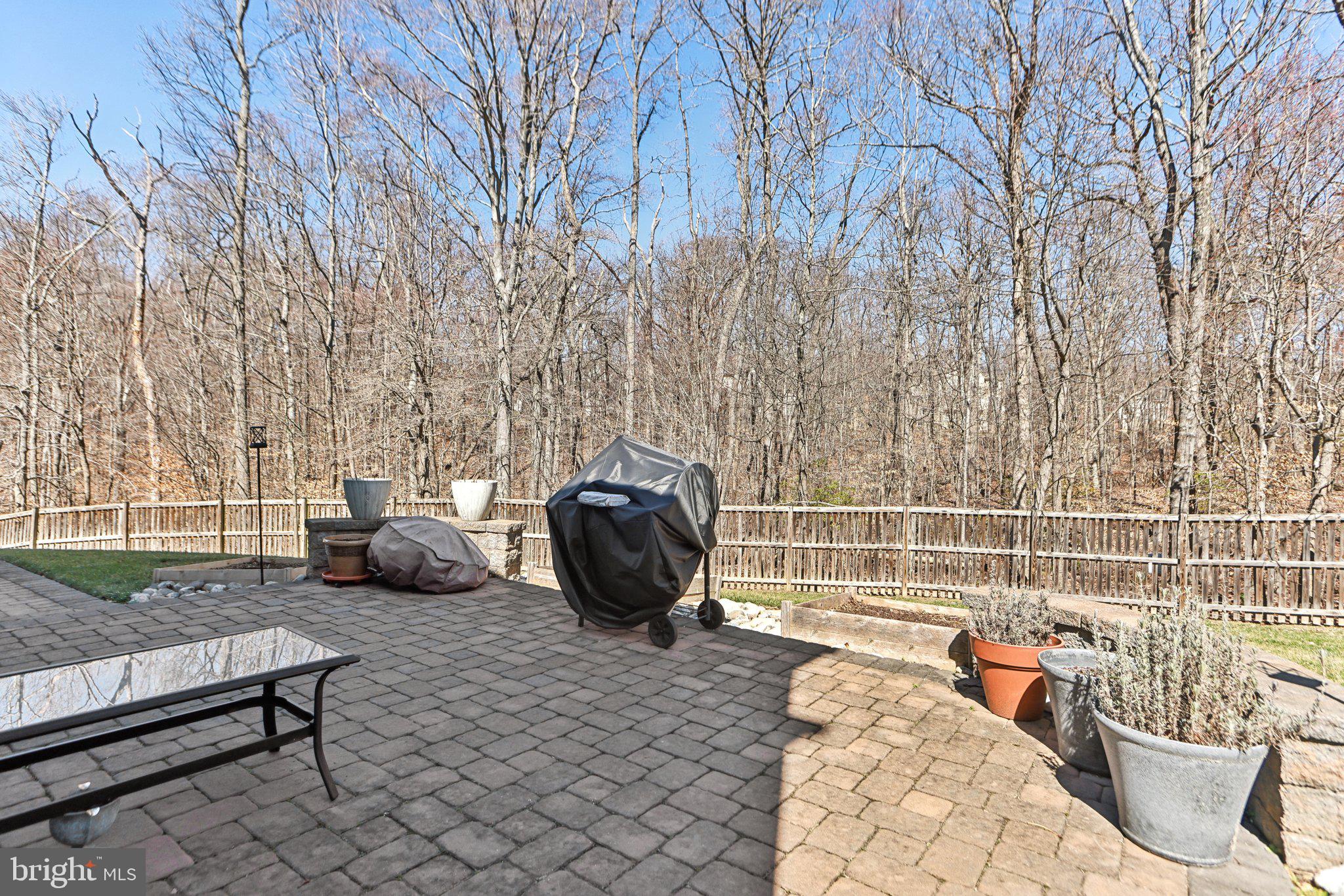 WASHINGTON OVERLOOK - Residential