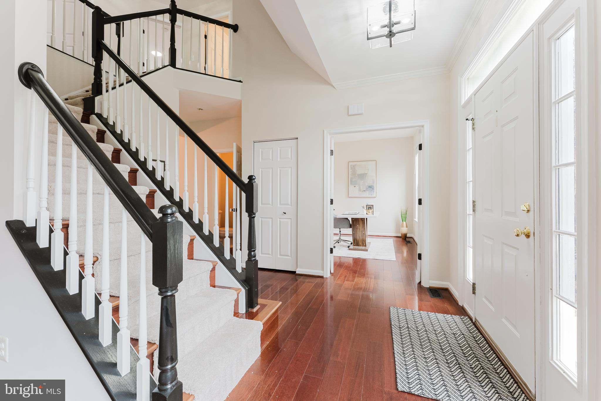 SOUTH RIDING - Residential