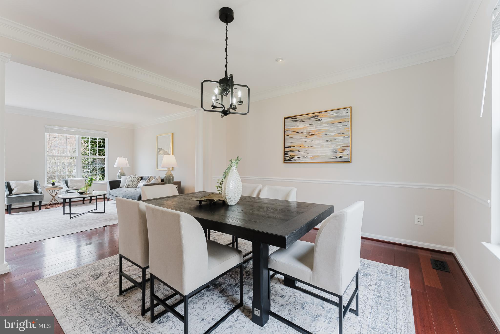 SOUTH RIDING - Residential