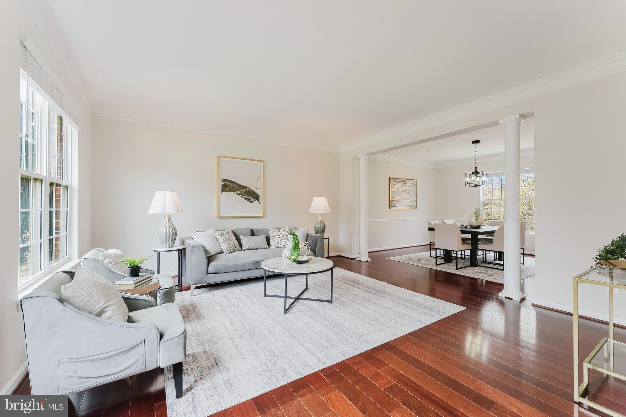 SOUTH RIDING - Residential