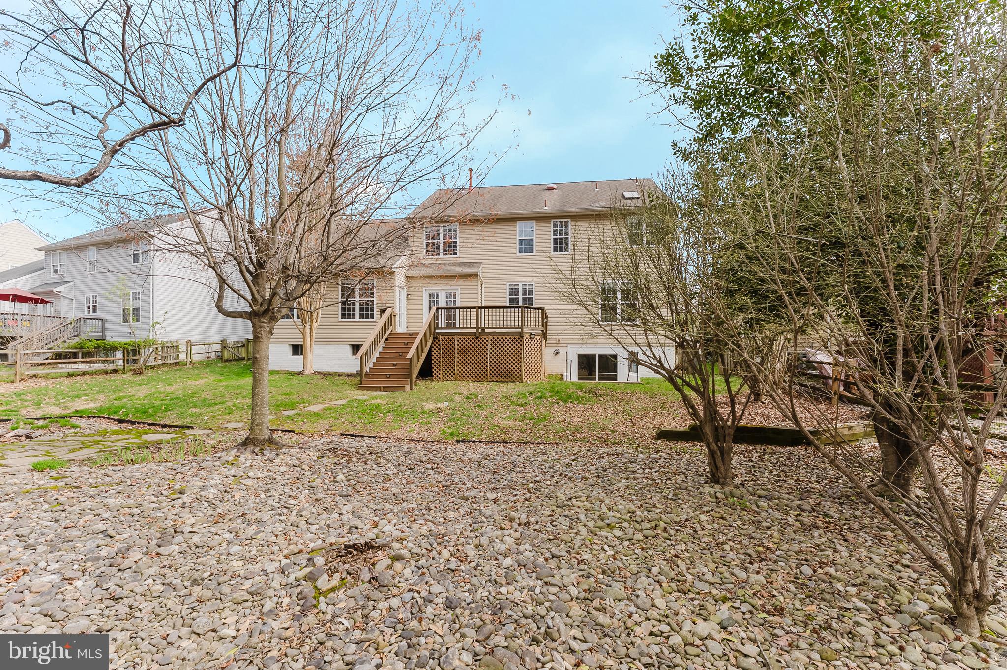 SOUTH RIDING - Residential