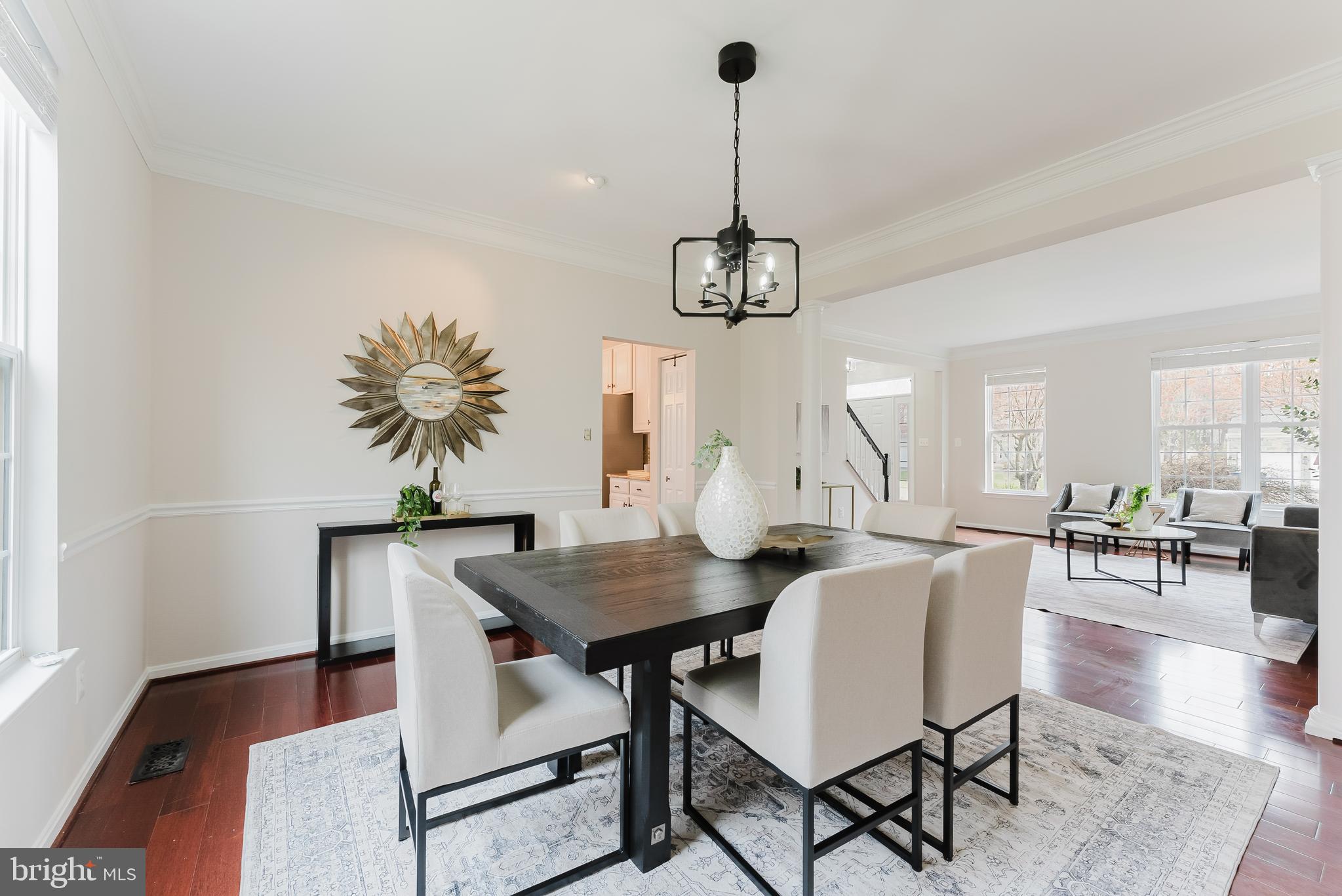 SOUTH RIDING - Residential