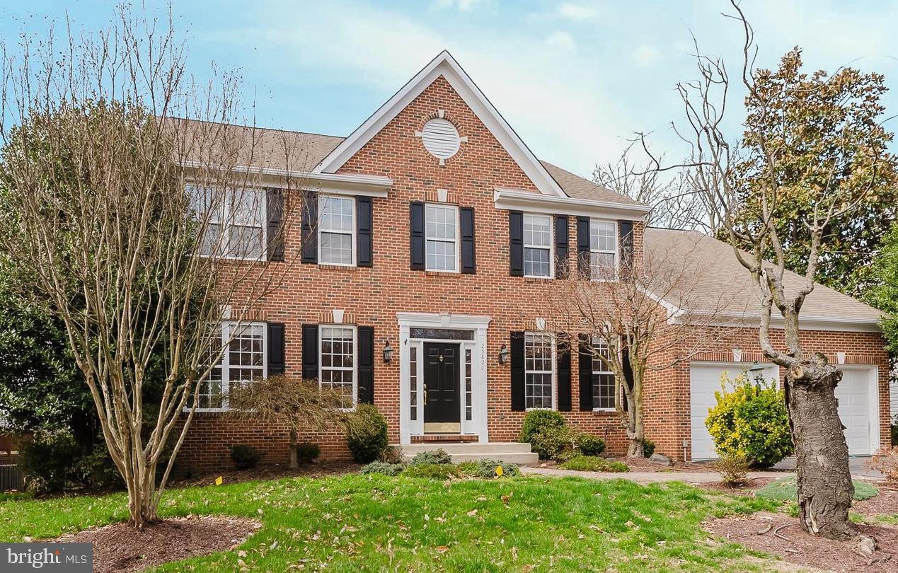 SOUTH RIDING - Residential