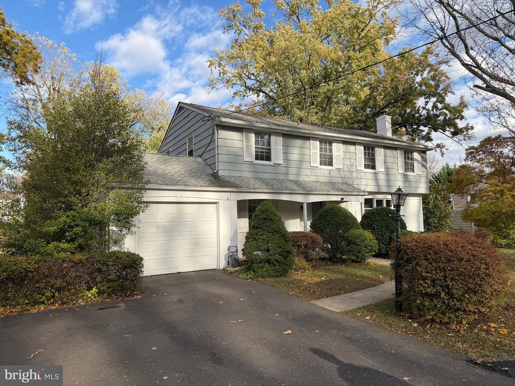 Photo of 687 Bristol Road, SOUTHAMPTON, PA 18966 (MLS # PABU2114888)