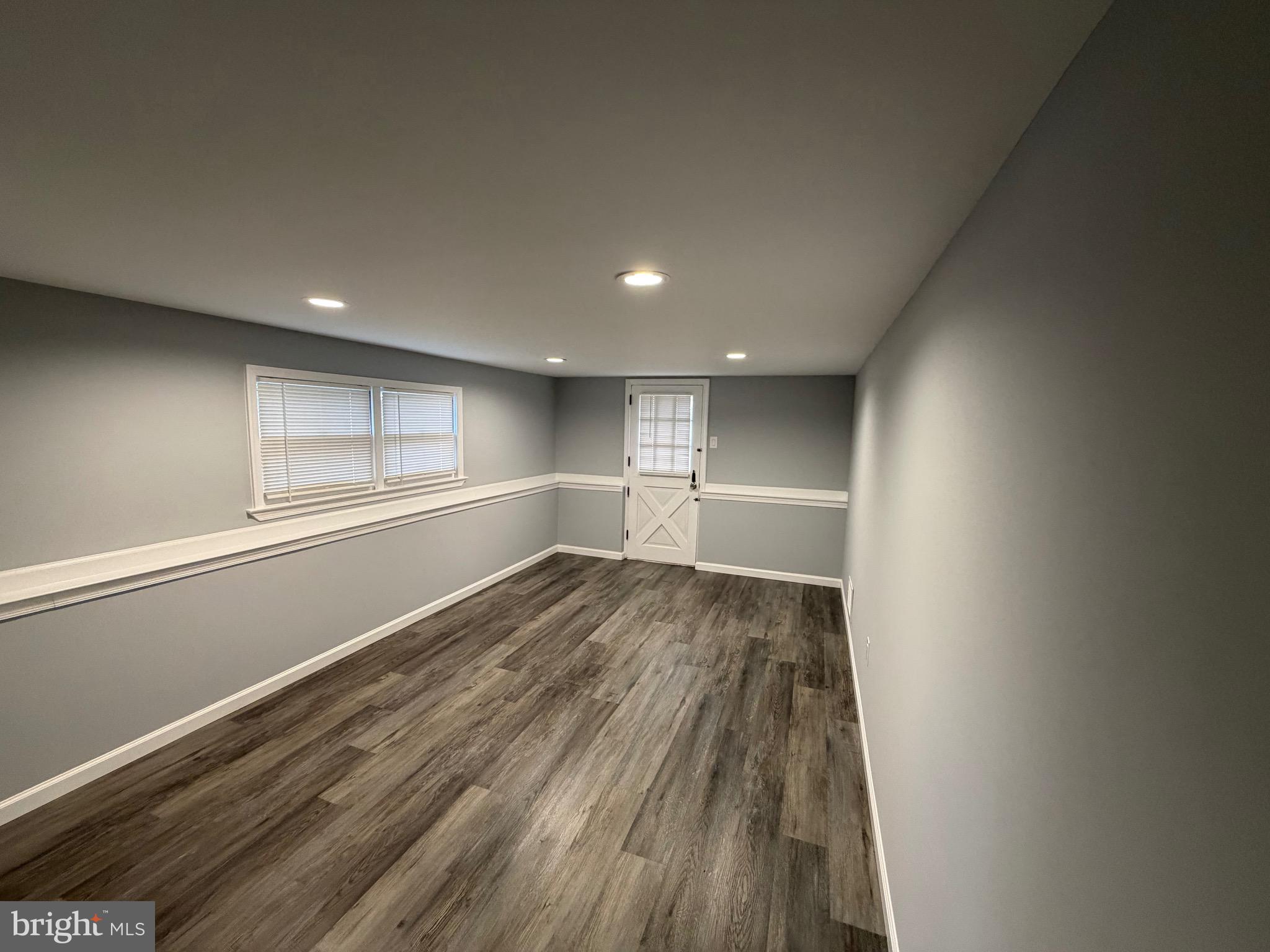 SHERWOOD ESTATES - Residential