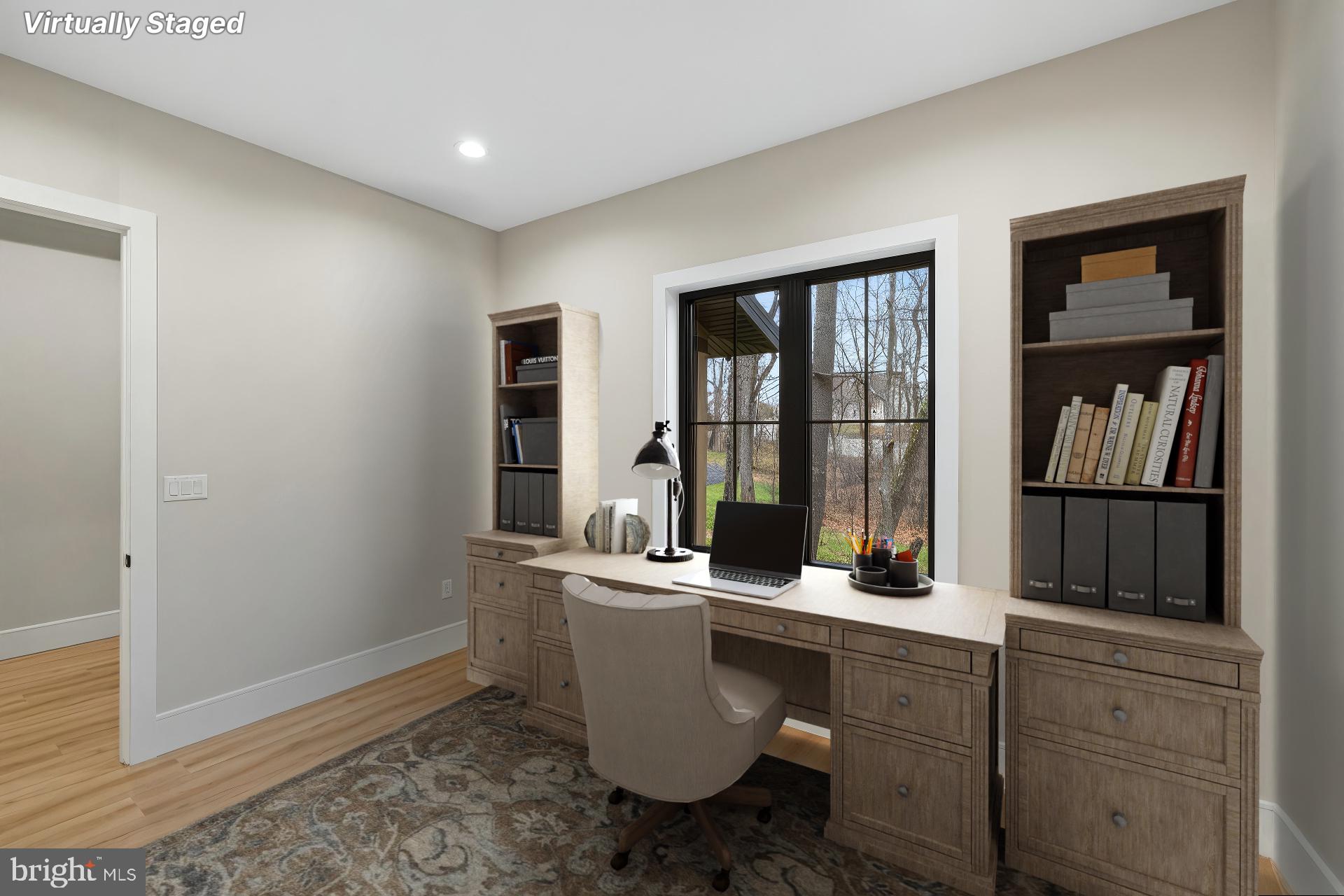 WALTON WOODS - Residential