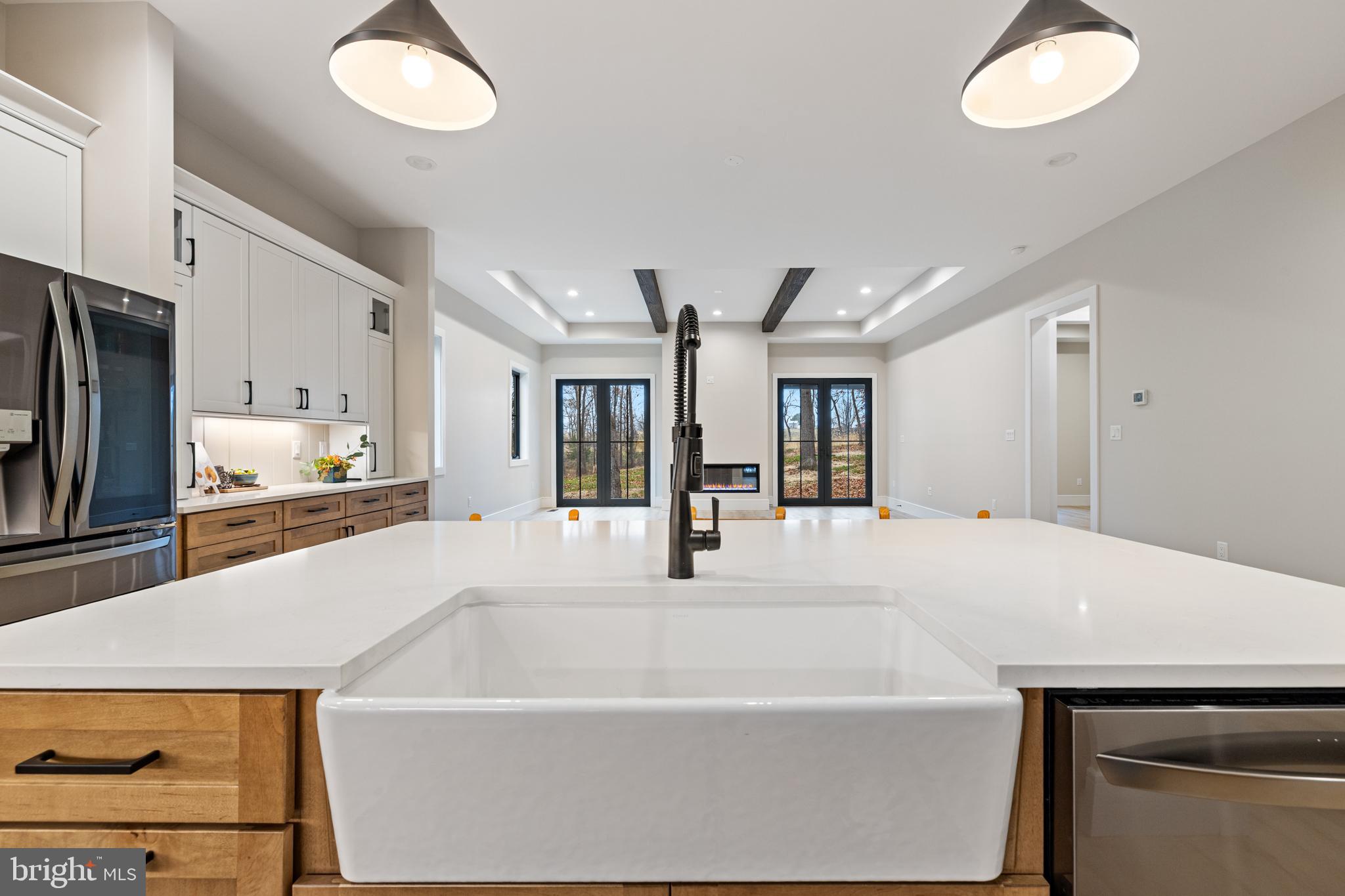 WALTON WOODS - Residential