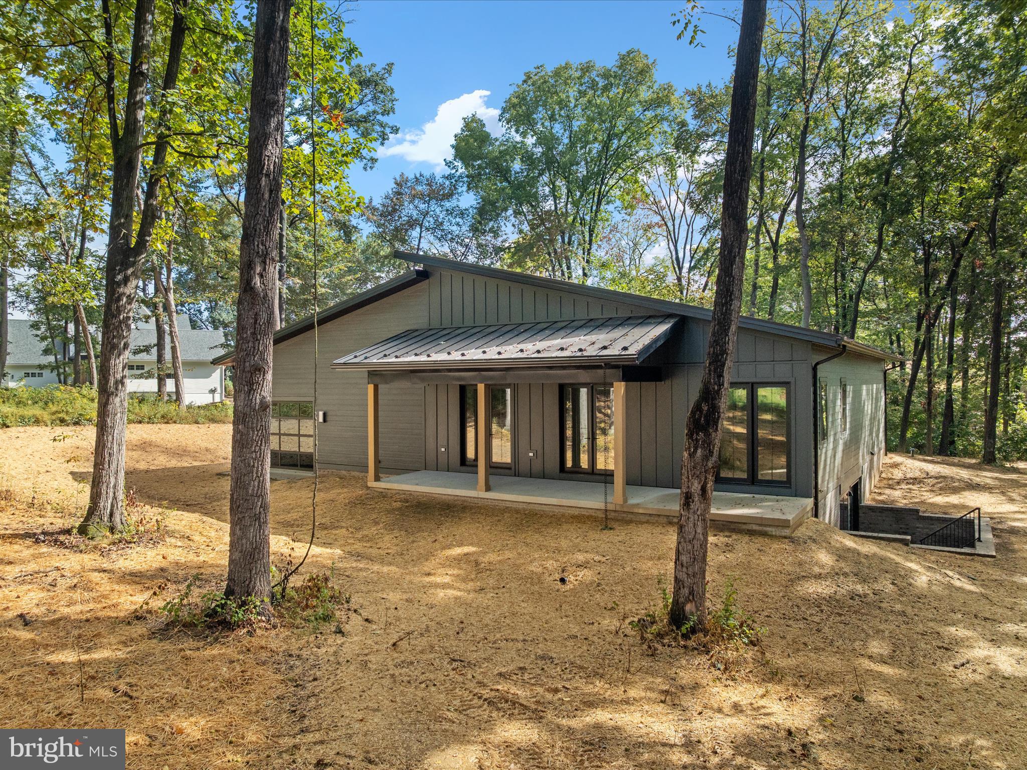 WALTON WOODS - Residential