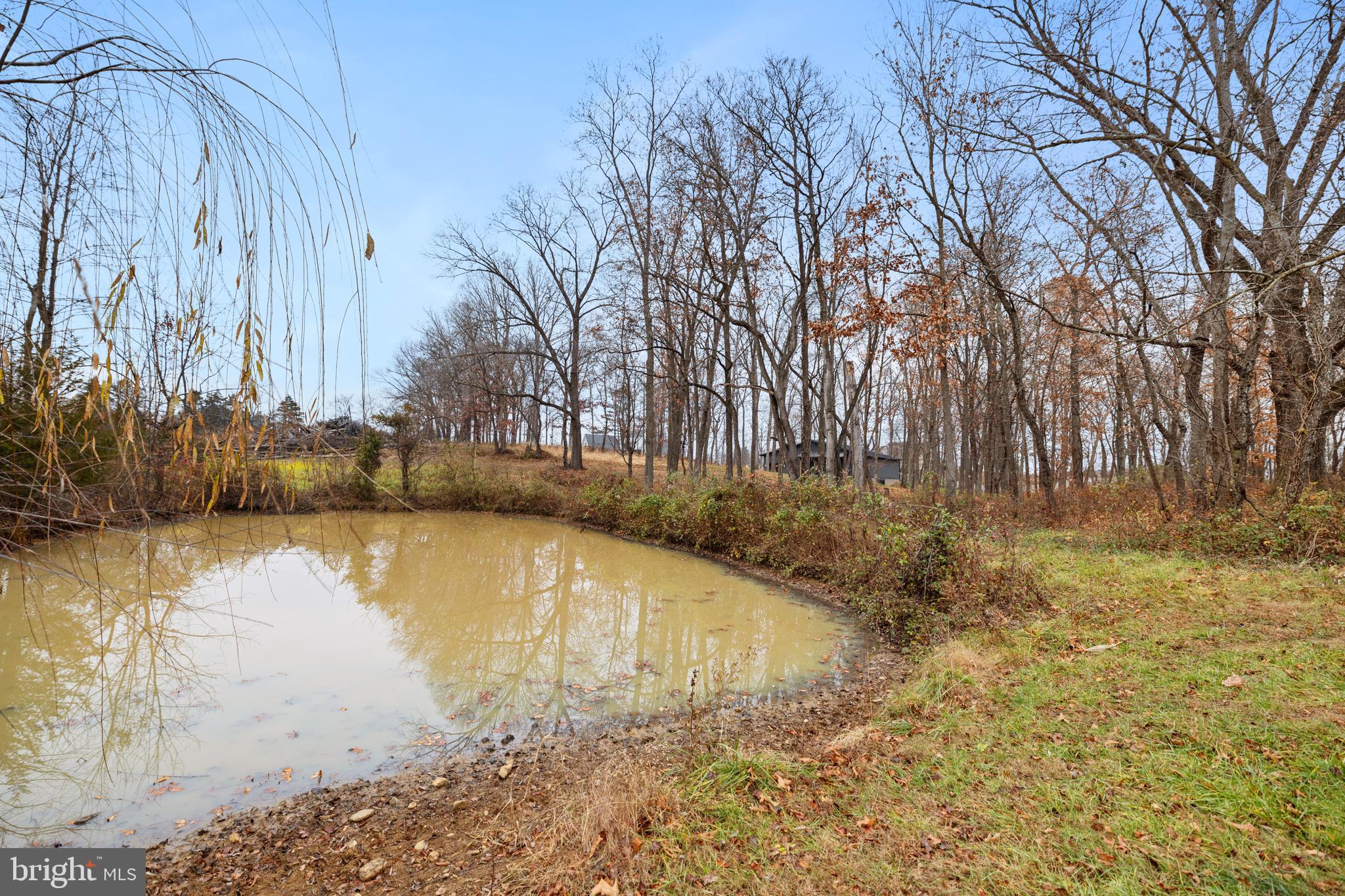 WALTON WOODS - Residential