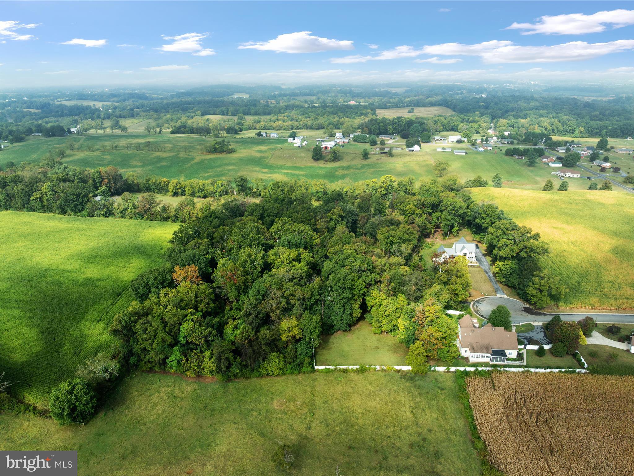 WALTON WOODS - Residential