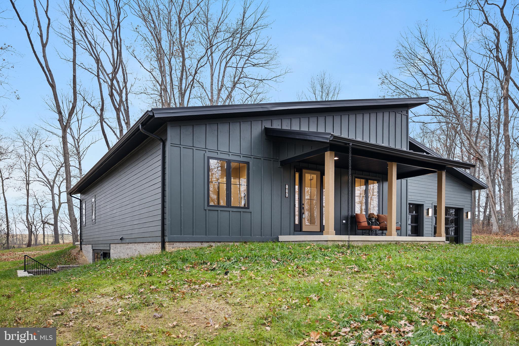 WALTON WOODS - Residential