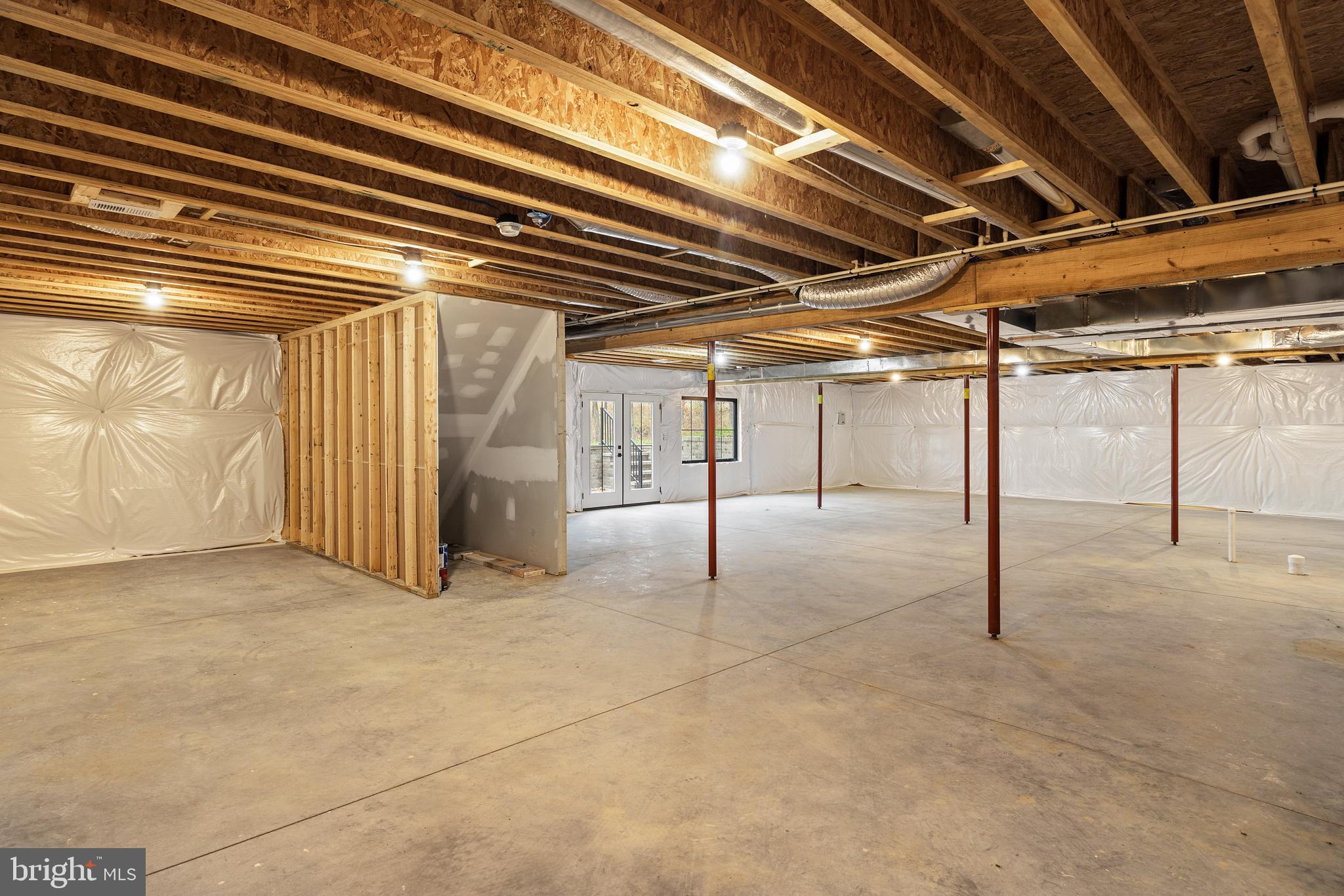 WALTON WOODS - Residential