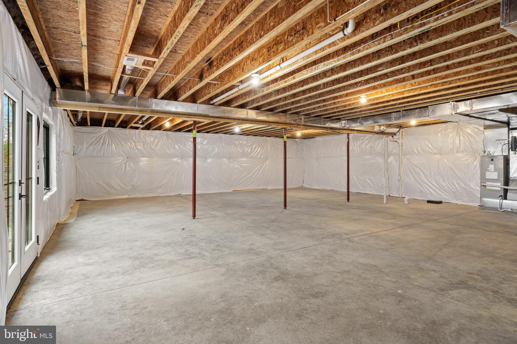 WALTON WOODS - Residential