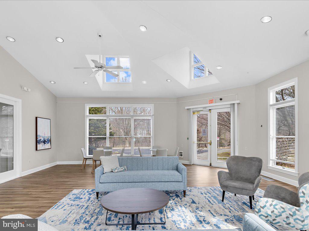 HARBOUR GATES - Residential